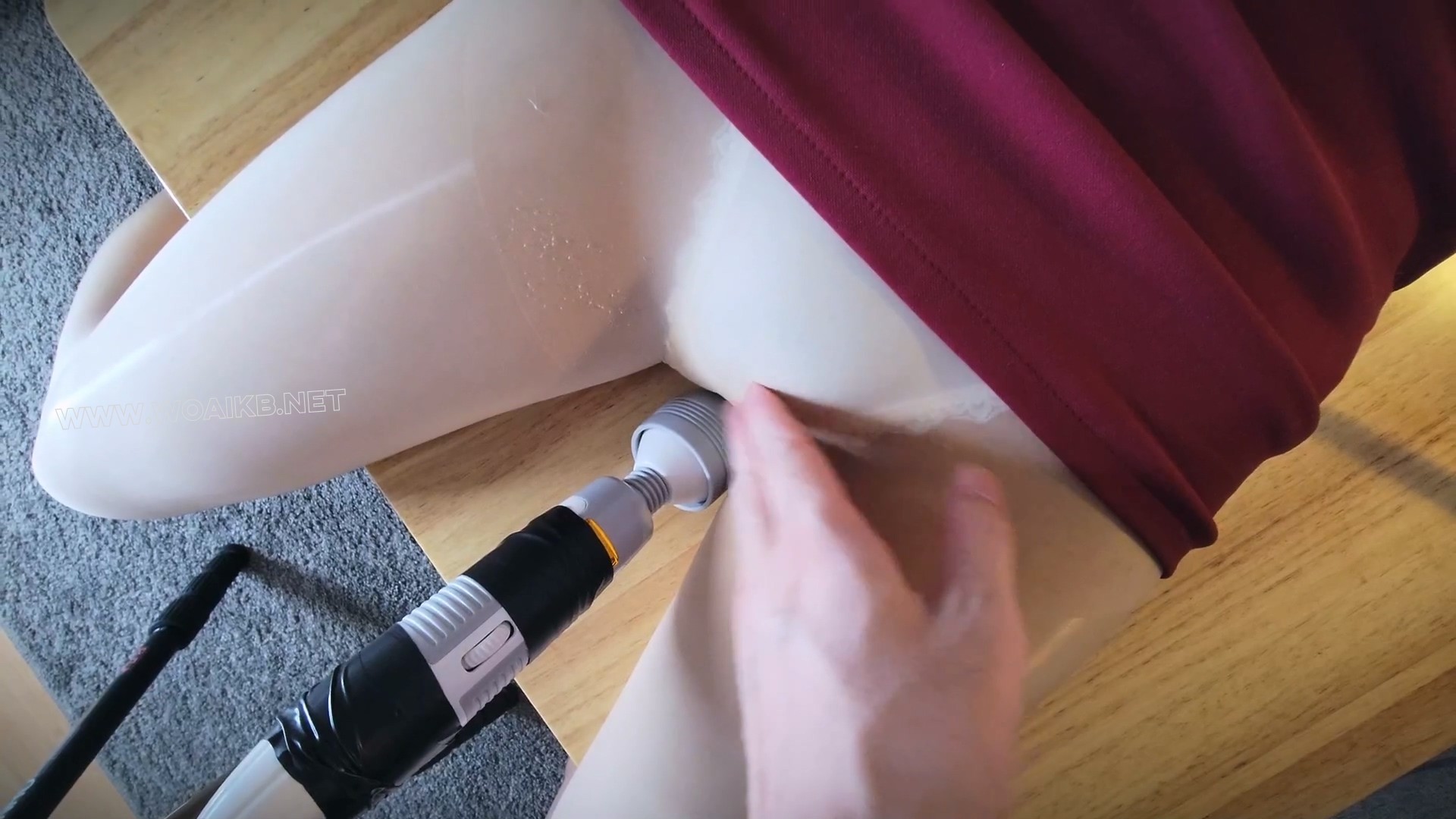 《严厉惩罚犯错的女秘书Ⅲ》(正片无码)狠扇耳光、扼_颈、捏_鼻呼吸限_制、足jiao、... 预览图 25