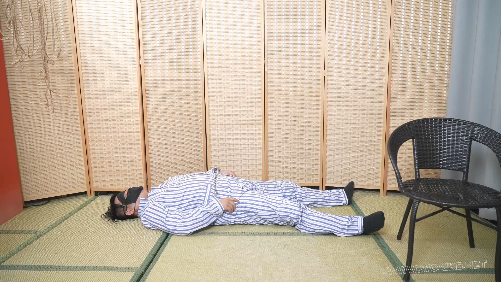 医生嗷嗷与护士小0被病人连缚调教