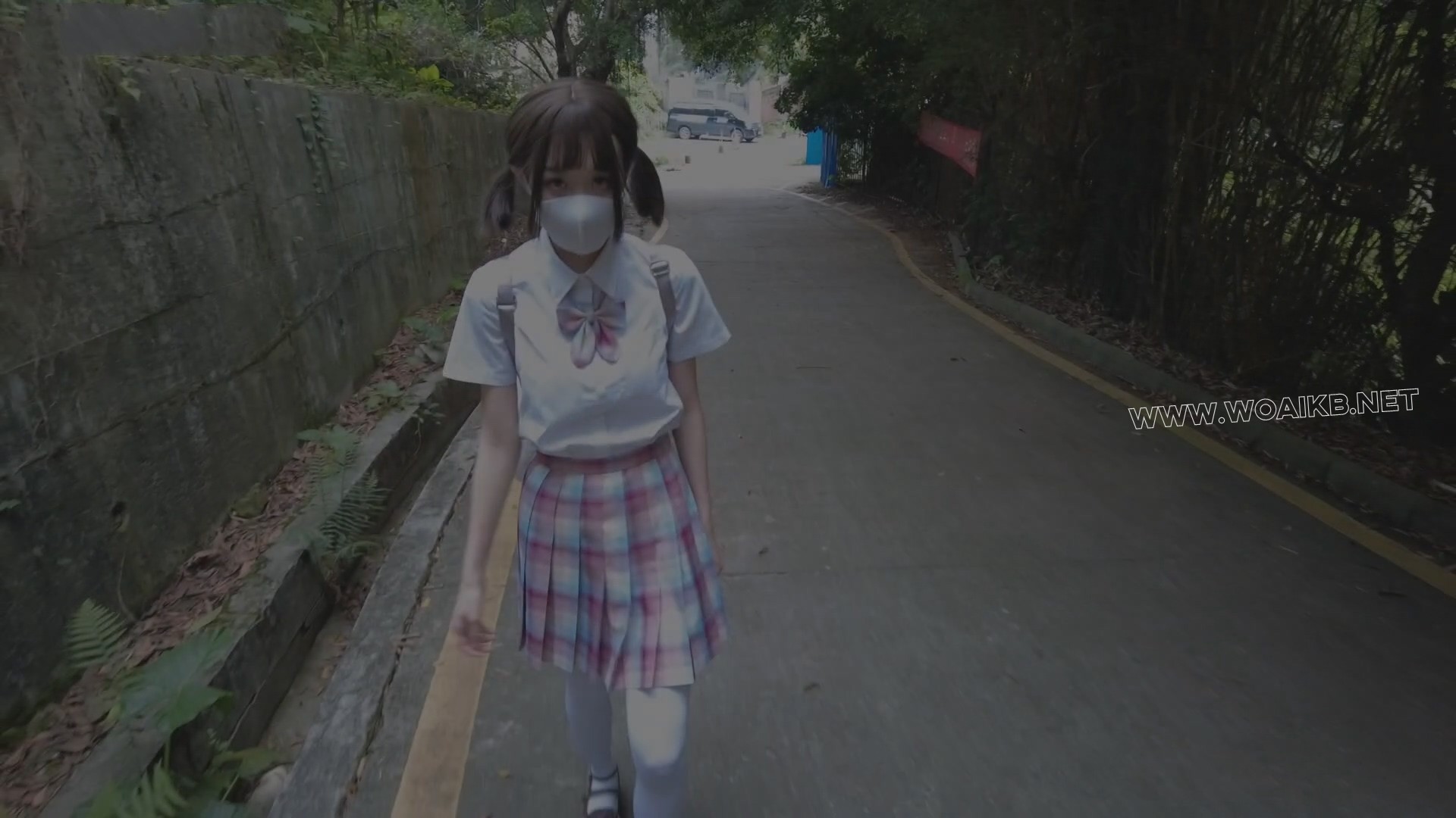 林中少女1 首部户外作品 带你沉浸式体验绑架可爱双马尾JK小姐姐的爽感 车厢绑架 白…