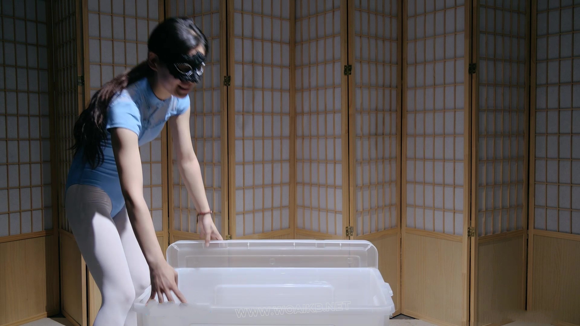 小琦箱子囚禁定拍