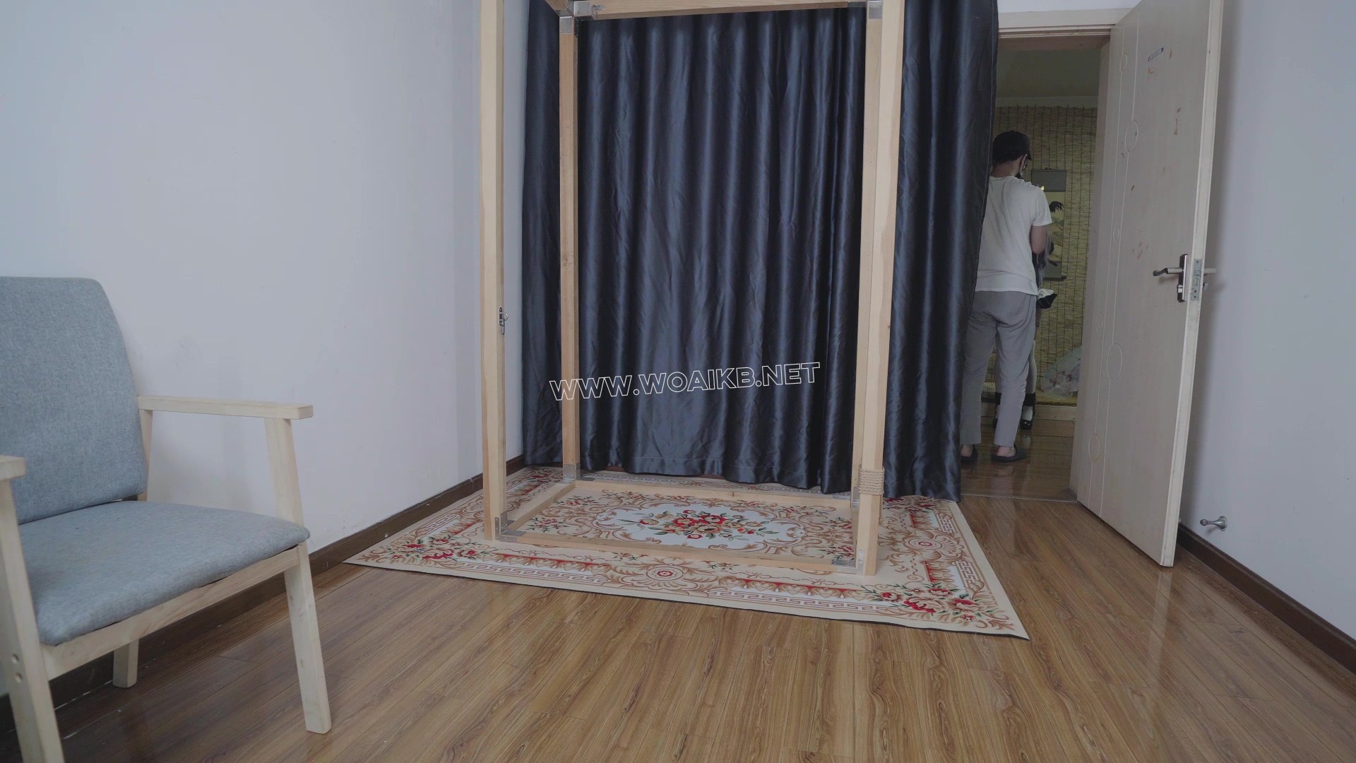 cos系列之刻晴拘束衣，单手套脚铐罚站调教