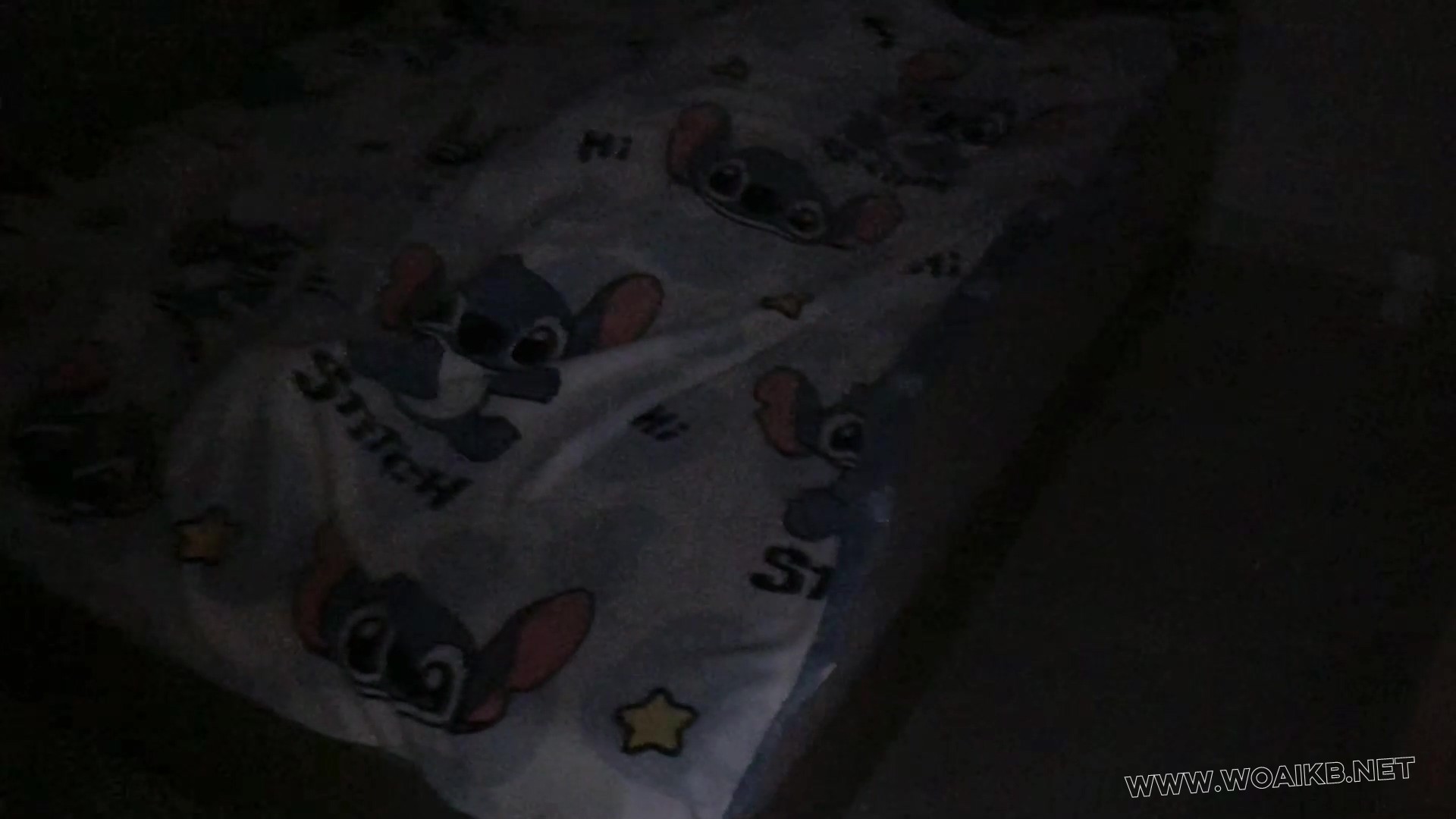 《圈养系》第四集-汉服马面裙+日式捆绑并腿捆丝巾胶布封嘴睡觉+撕开胶布抽出丝巾+…