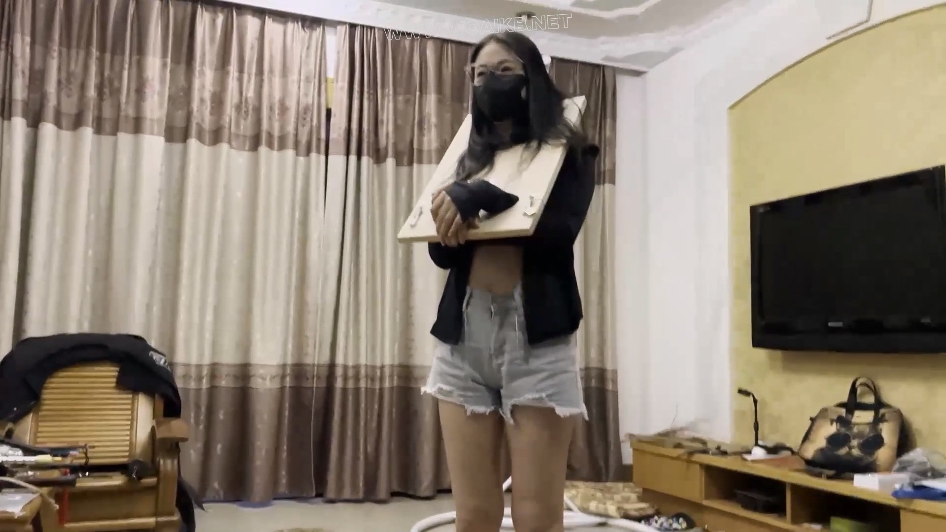 线下真实调教之超漂亮m阿然木枷镣铐调教！木枷锁+项圈+脚镣+海老缚+骑乘踩踏羞辱+…