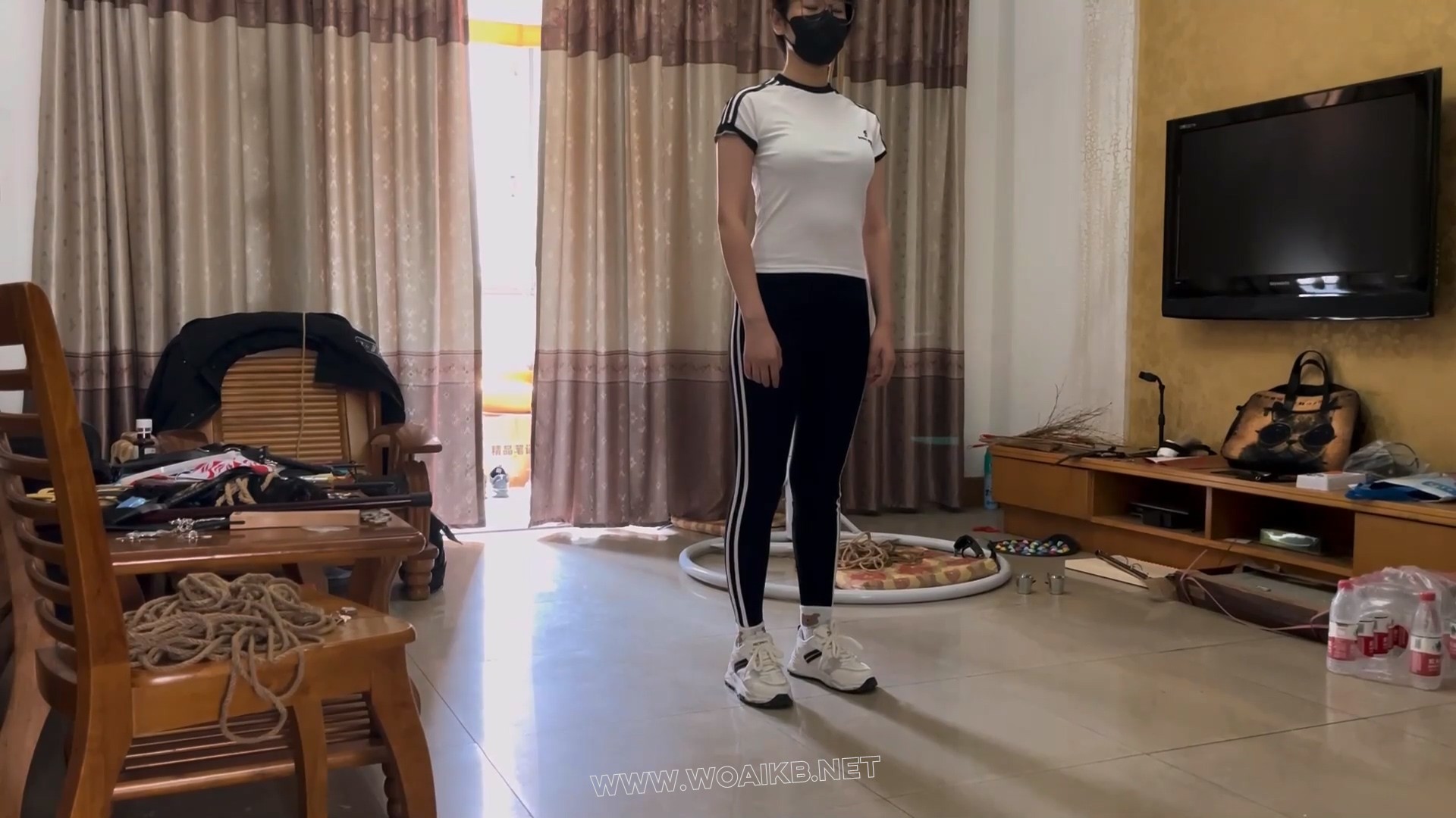 《纪舒静的家规责罚2》客户定拍调教之阿然剧情SP第二部！这次讲述了纪舒静因为没憋... 预览图 3