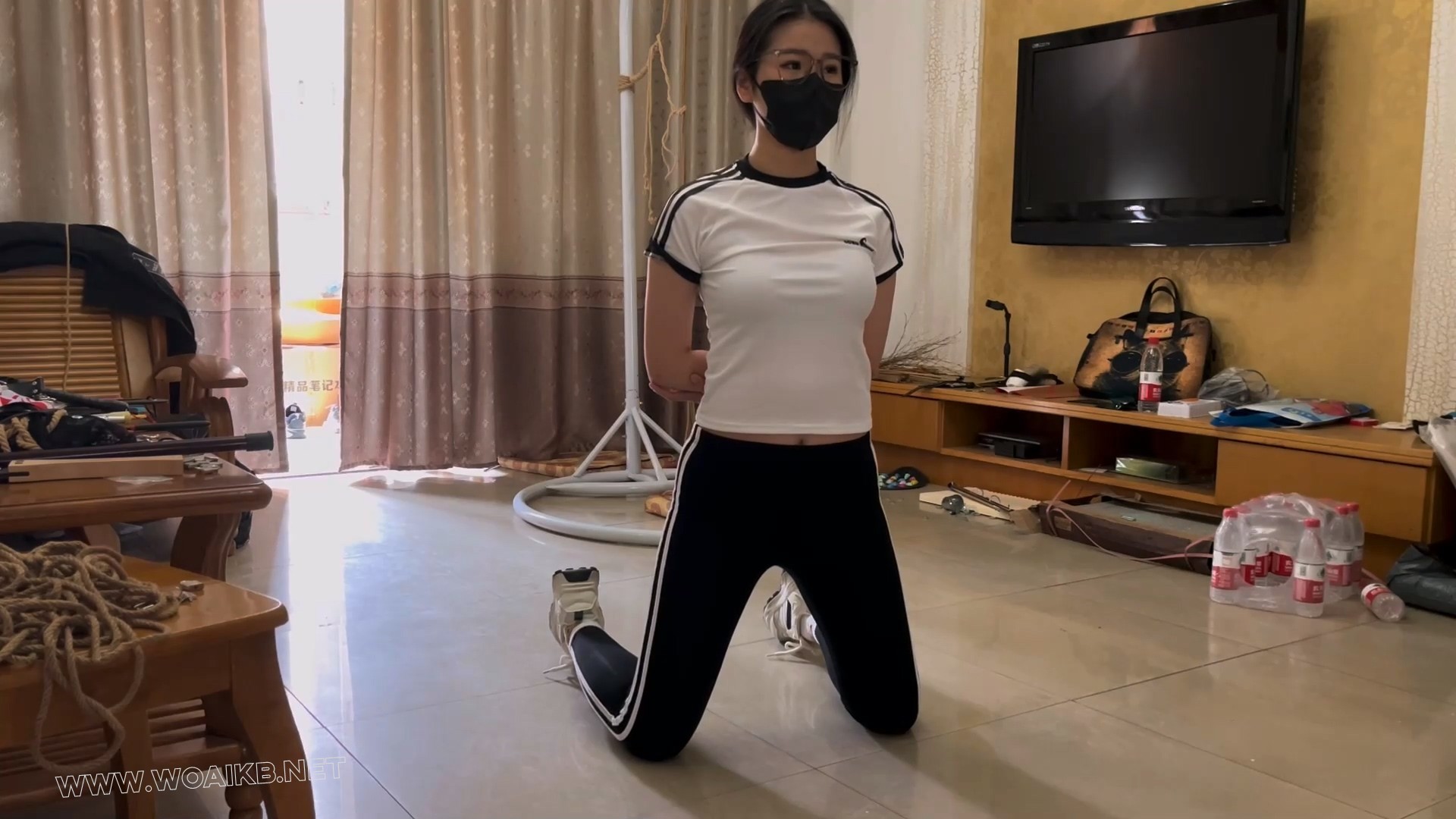 《纪舒静的家规责罚2》客户定拍调教之阿然剧情SP第二部！这次讲述了纪舒静因为没憋... 预览图 7