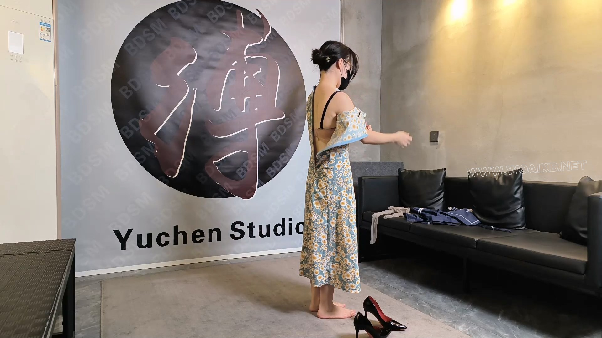 桃色陷阱 反差母狗 捆绑调教 强高羞辱 口舌侍奉 吞吞吐吐 吊打拷问 羞辱玩弄 四眼... 预览图 9