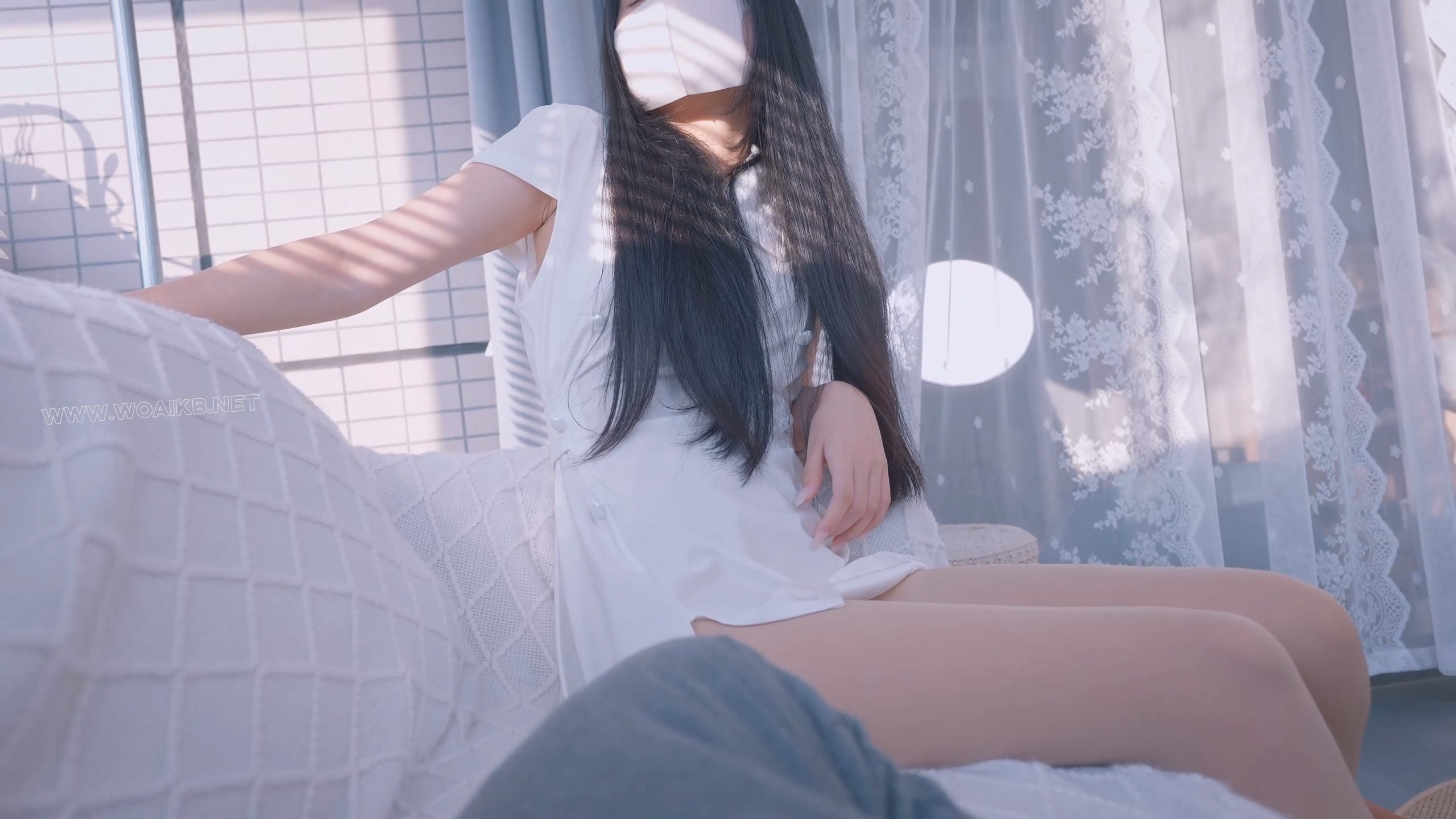 《小护士》3 （ 本期视频口水含量超多，拉丝流淌，看的想舔一口小嘴）小护士被病人…