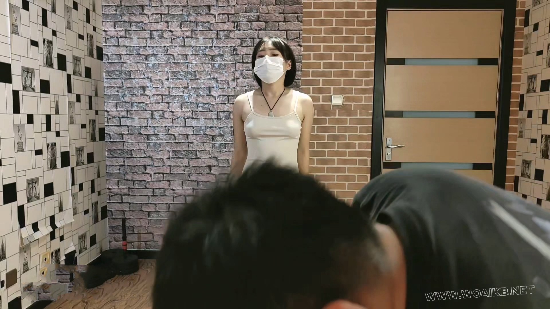 小美女最近学习压力大主动要求被玩 两次连续GC