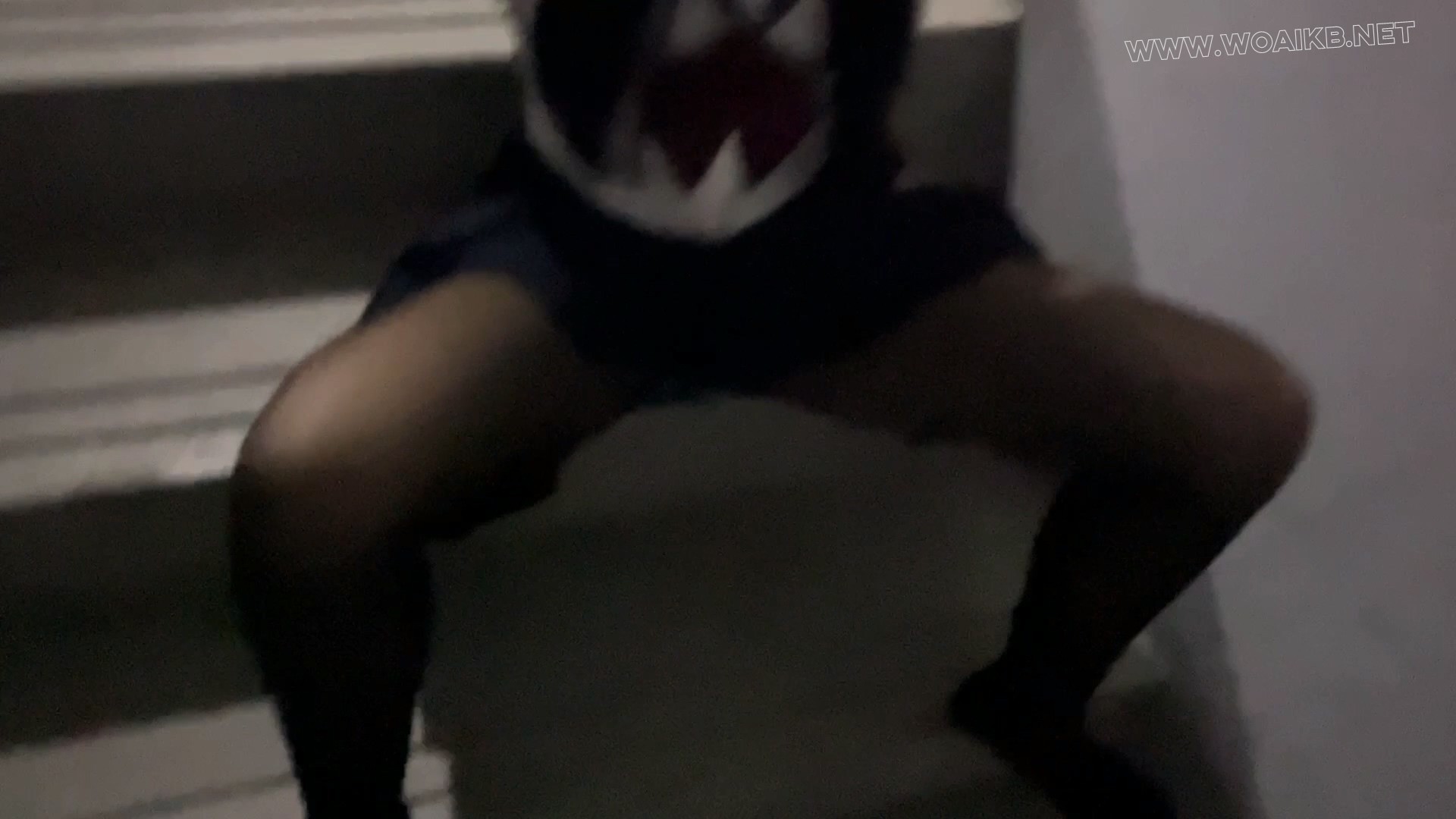 【邻家学妹之楼道惊魂-上集】What？！！楼道里面怎么会有一个黑丝JK学妹？不仅被捆... 预览图 18