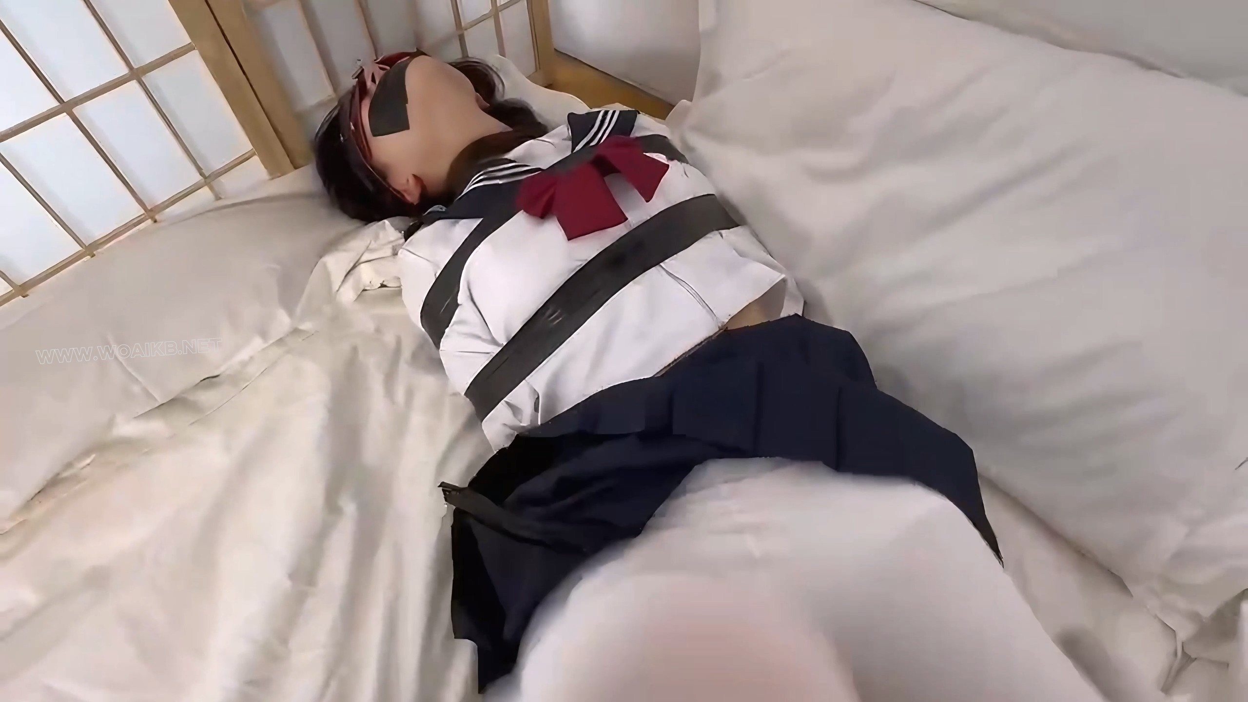 绑架骄横跋扈邻家妹妹用棒棒狠狠惩罚 预览图 25