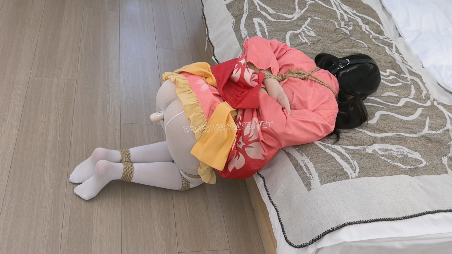 无名无内白丝 无限糕潮 一柱擎天这个姿势很诱人 就是有点废m 超软折叠固定 直立插... 预览图 13