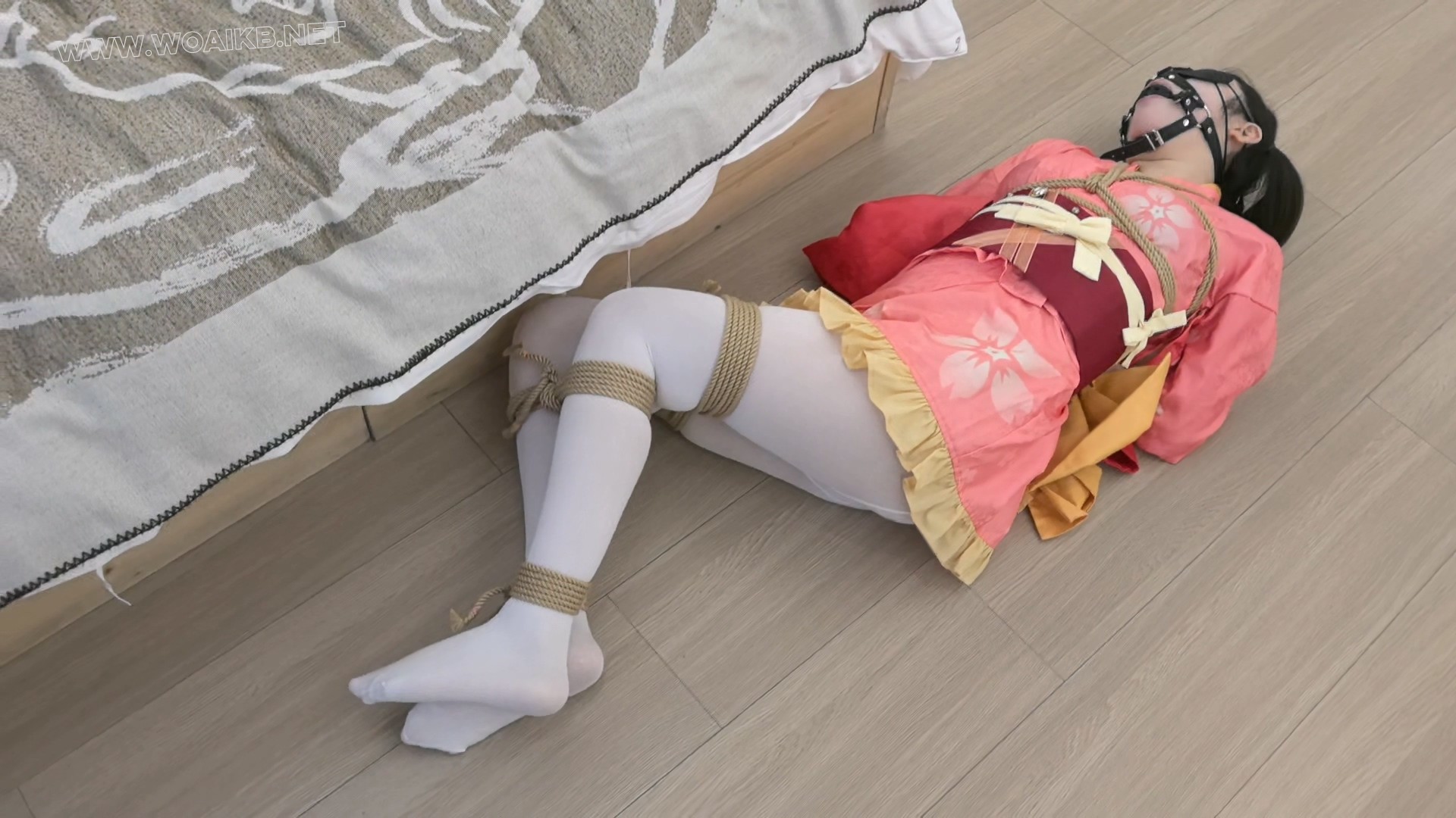 无名无内白丝 无限糕潮 一柱擎天这个姿势很诱人 就是有点废m 超软折叠固定 直立插... 预览图 16