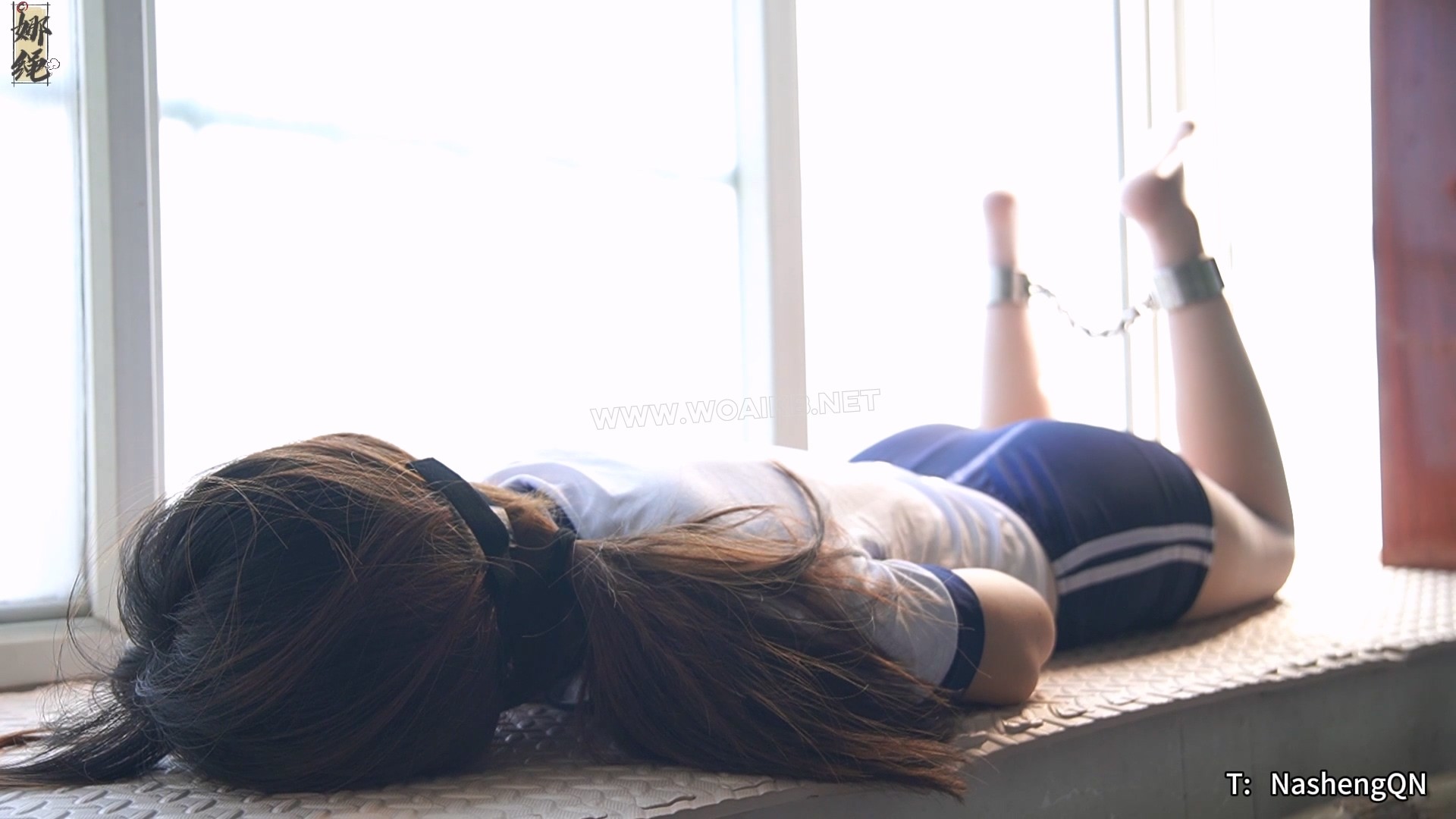 连体铐全身挣扎+铁笼铁链绑缚 预览图 4