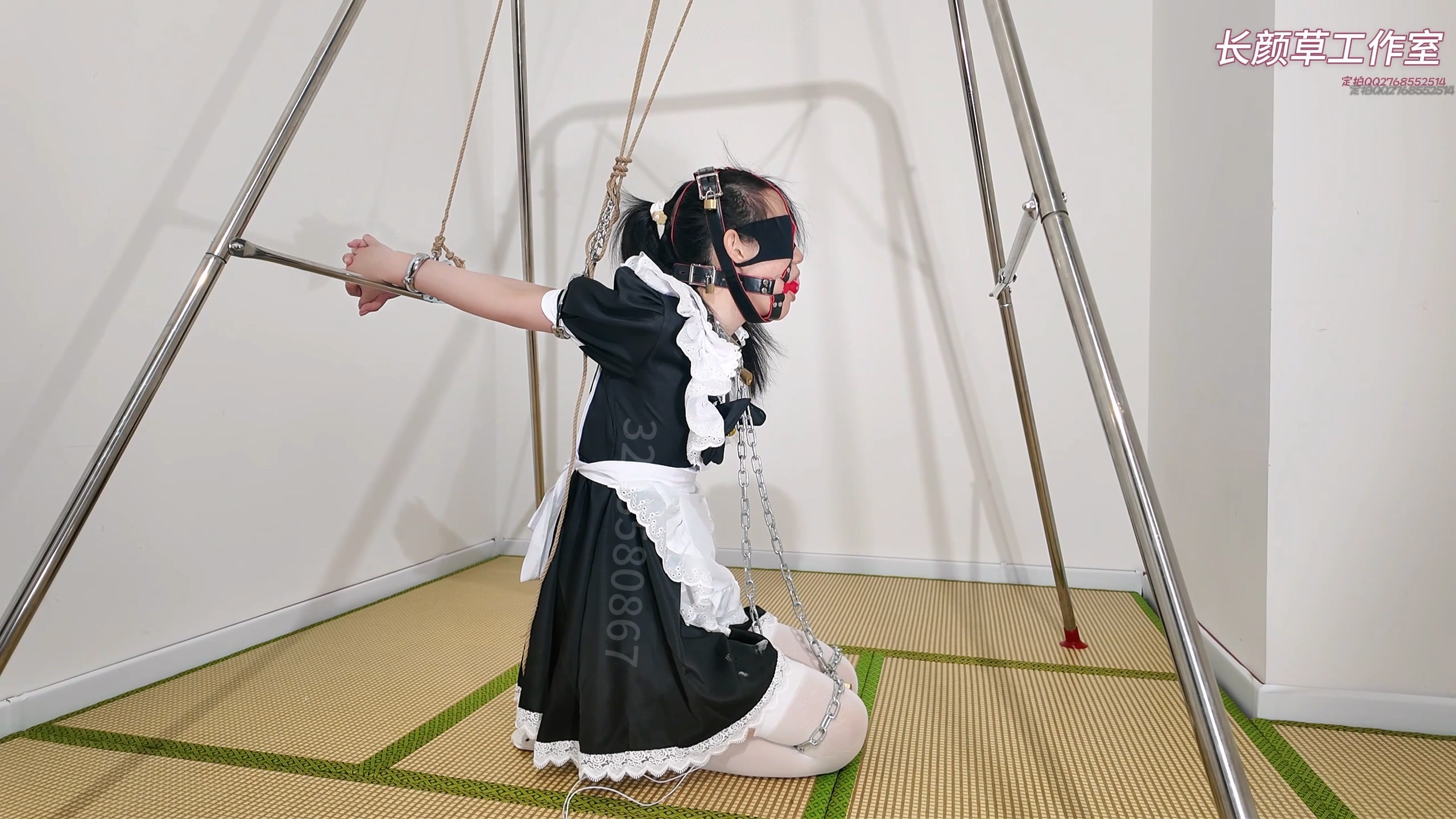 霜喵3小时囚禁调教加公厕调教上集 电击 小玩具爽的全身抽搐 镣铐 封耳 口球 蒙眼 ... 预览图 13