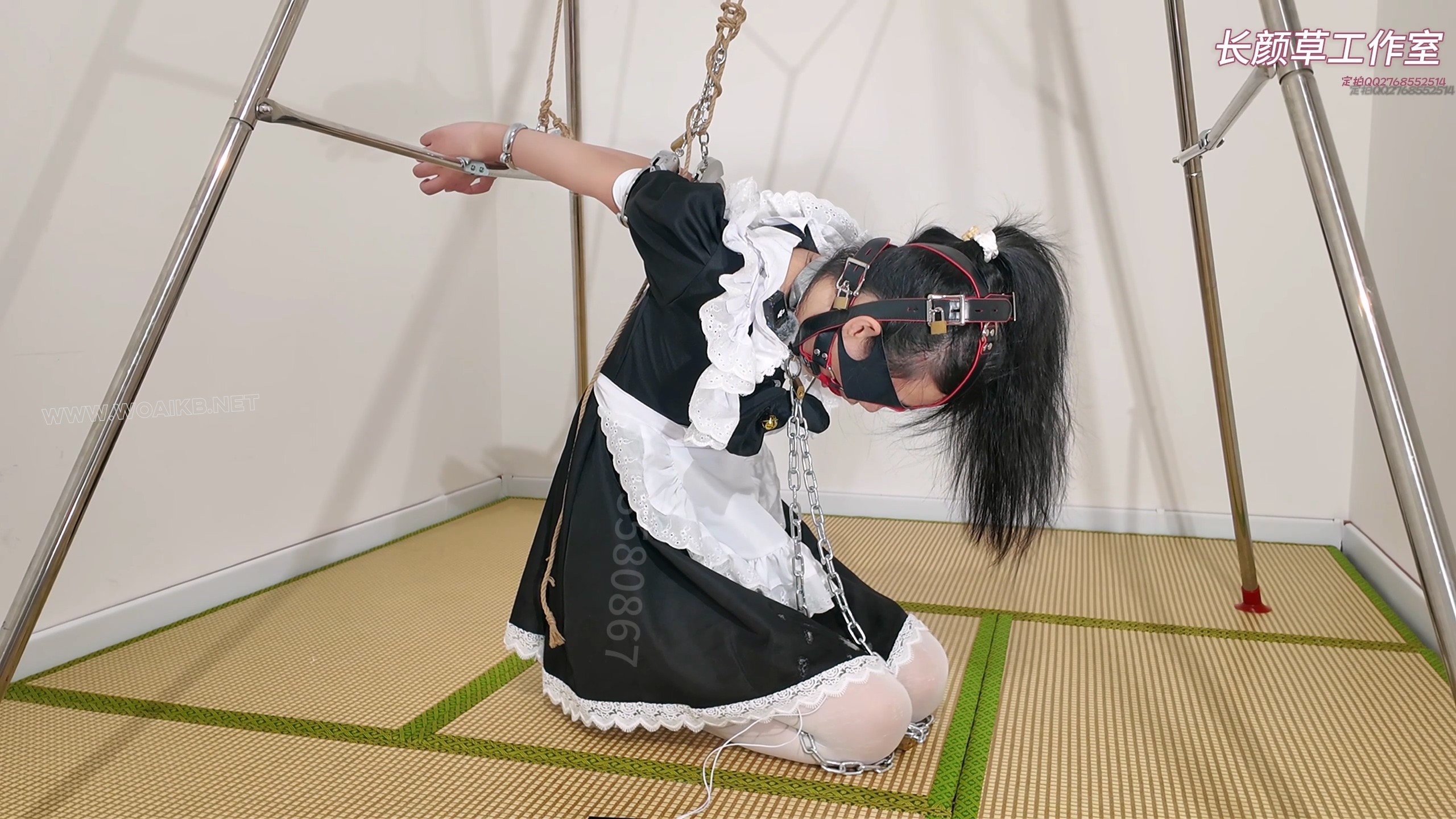 霜喵3小时囚禁调教加公厕调教上集 电击 小玩具爽的全身抽搐 镣铐 封耳 口球 蒙眼 ... 预览图 14