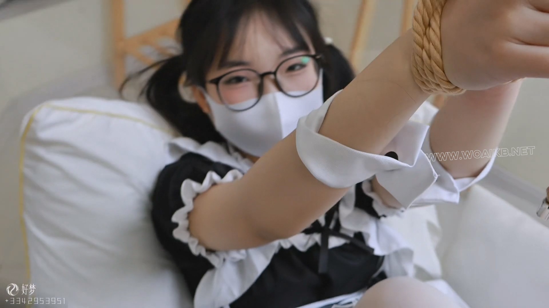 TK惩治偷钱的女仆，多次笑岔气，一开始哼唧笑，后来就提高了音调没停过哈哈，敏感... 预览图 13