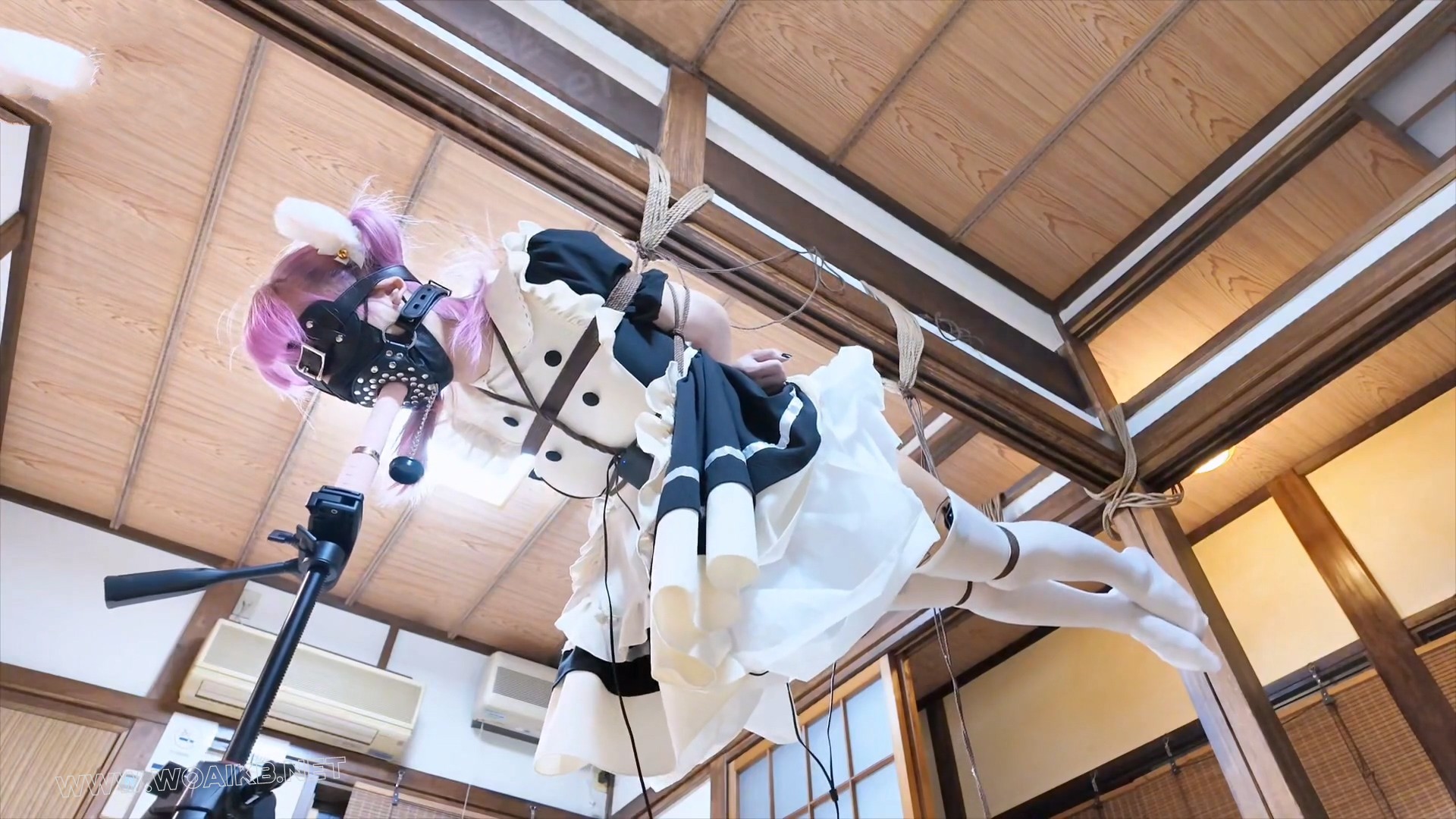 白丝猫系女仆养成攻略！年末干活！日式座椅分腿紧缚 强制开口口塞，口水流满一地... 预览图 9