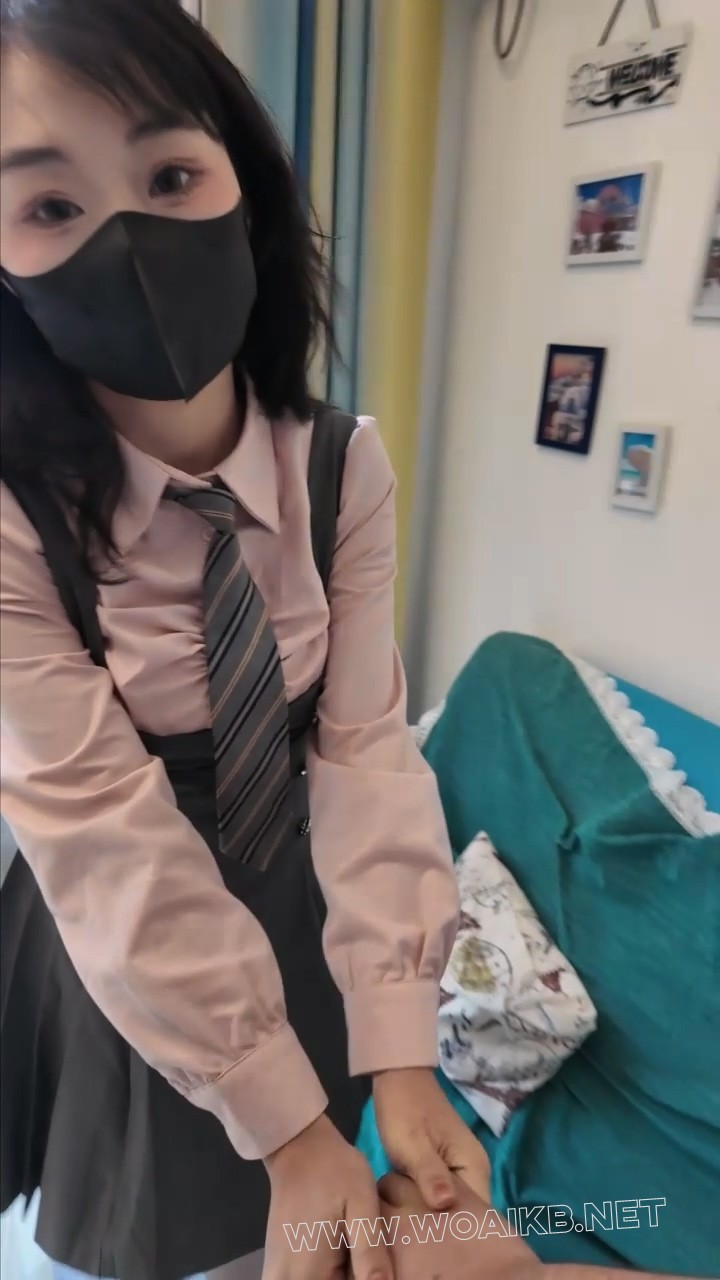 欲求不满的姐姐又让把她捆起来 橱柜放置手动墙糕