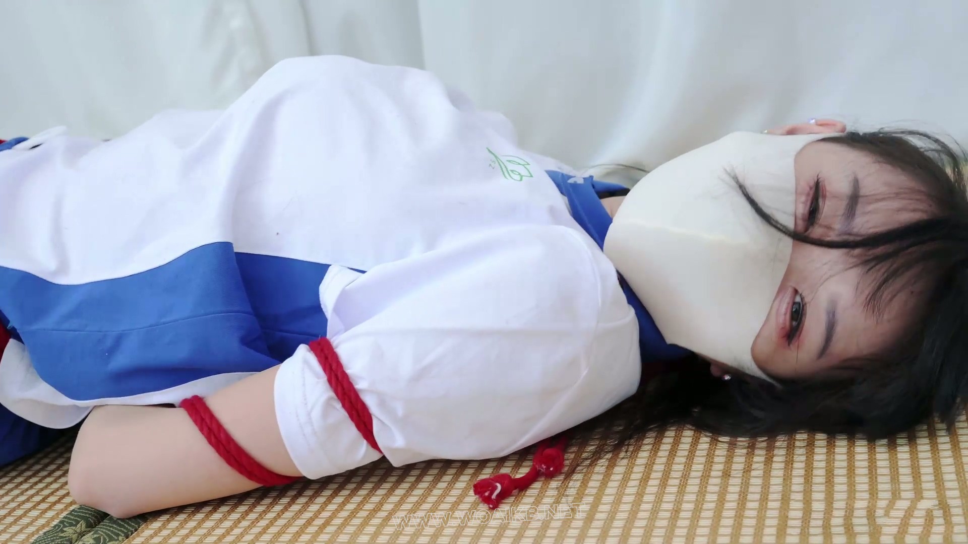 绑架女高中生18岁 女战士 国服女高 强高 双马尾 中式校服 蛇缚 挣扎 逃脱游戏 户外... 预览图 9