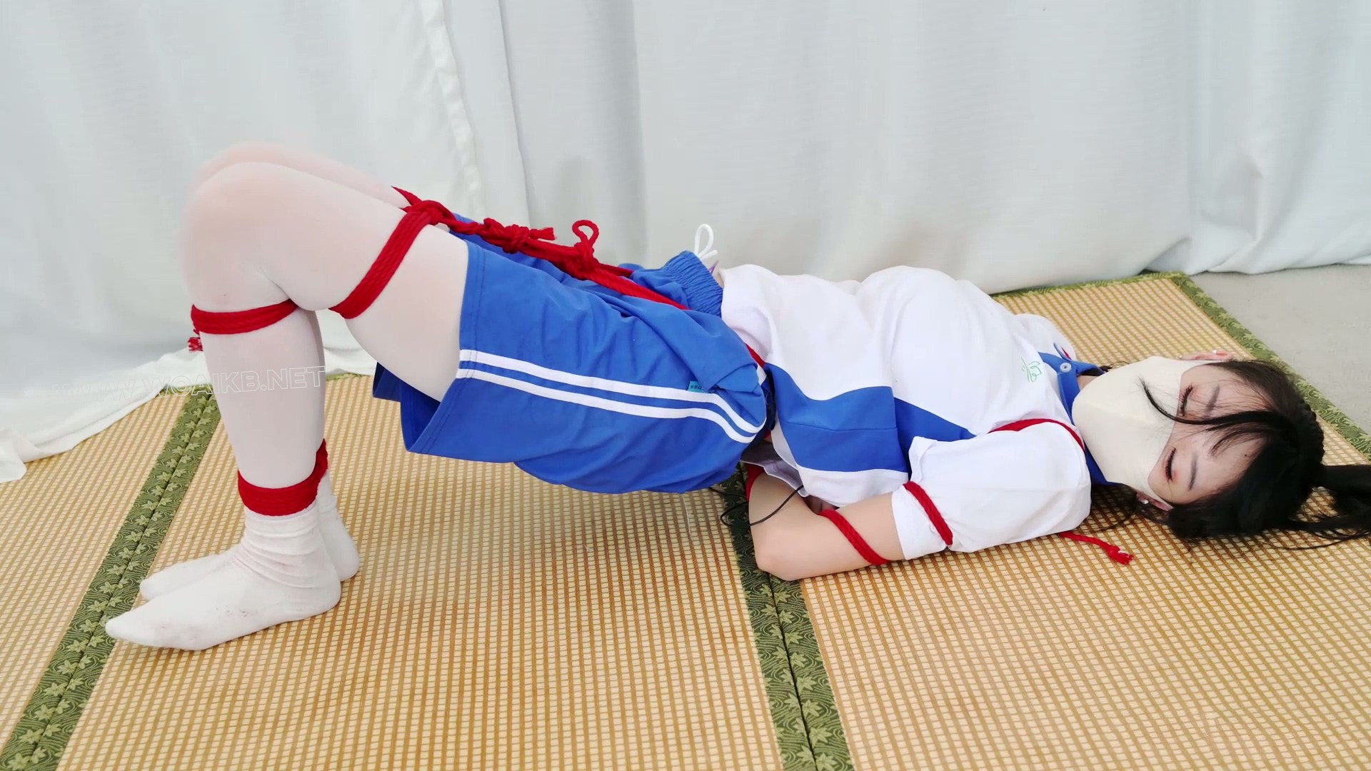 绑架女高中生18岁 女战士 国服女高 强高 双马尾 中式校服 蛇缚 挣扎 逃脱游戏 户外... 预览图 8