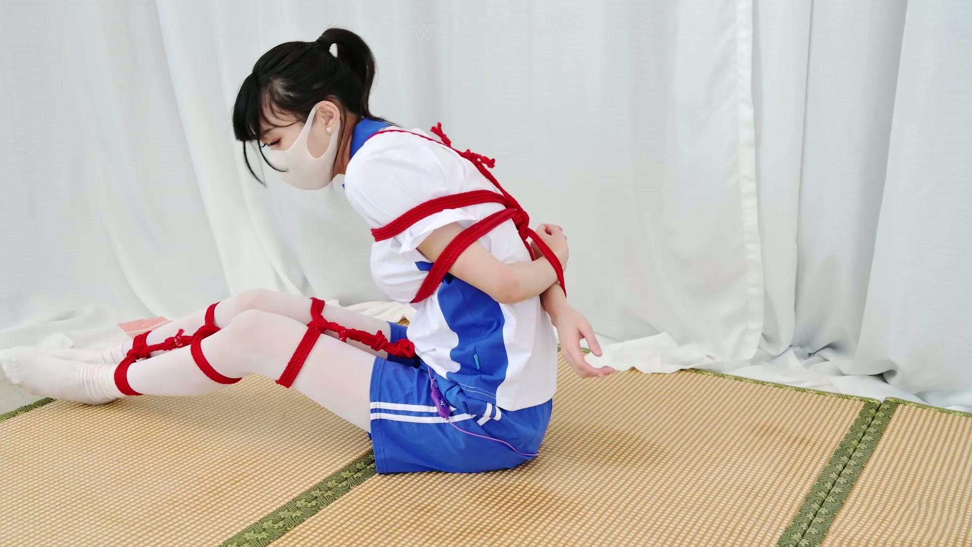 绑架女高中生18岁 女战士 国服女高 强高 双马尾 中式校服 蛇缚 挣扎 逃脱游戏 户外... 预览图 12