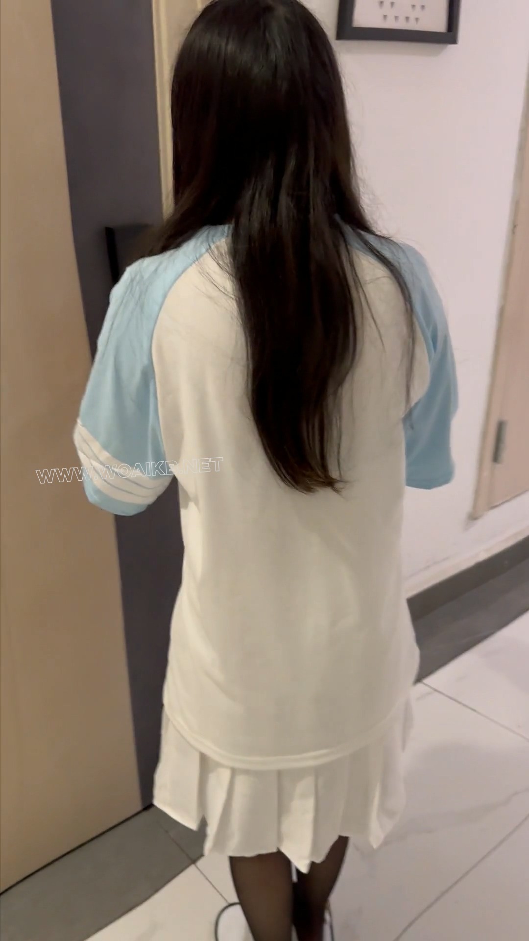 尾随都市白领入室捆绑虐待