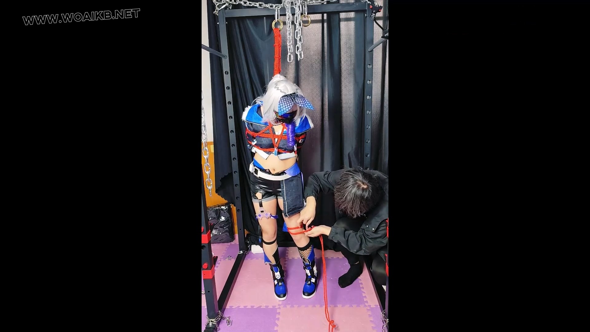 银狼cos（35码小脚）超丰富内容不要错过，单腿吊+跳dan棒棒刺激+穿脱鞋子渔网袜过…