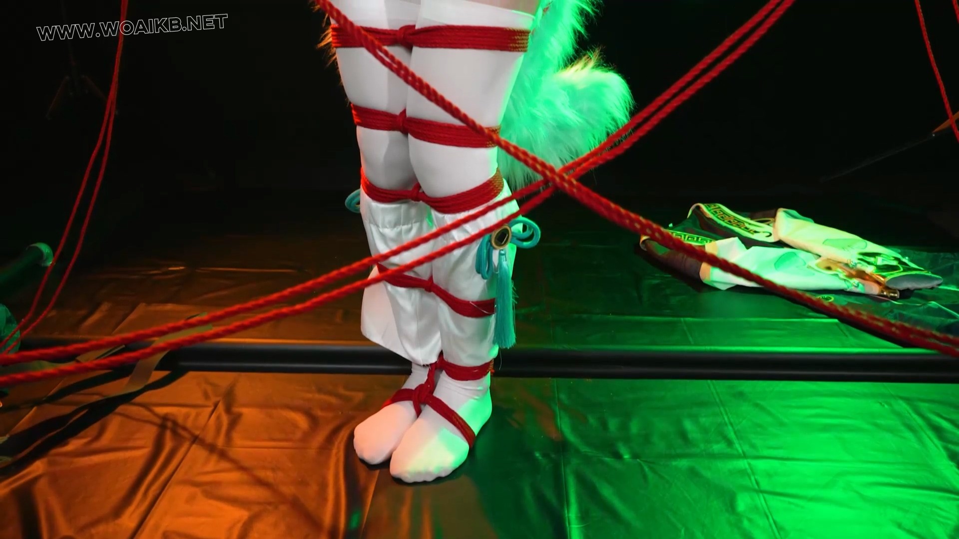 捆绑放置挣扎Cos系列第四集，霍霍