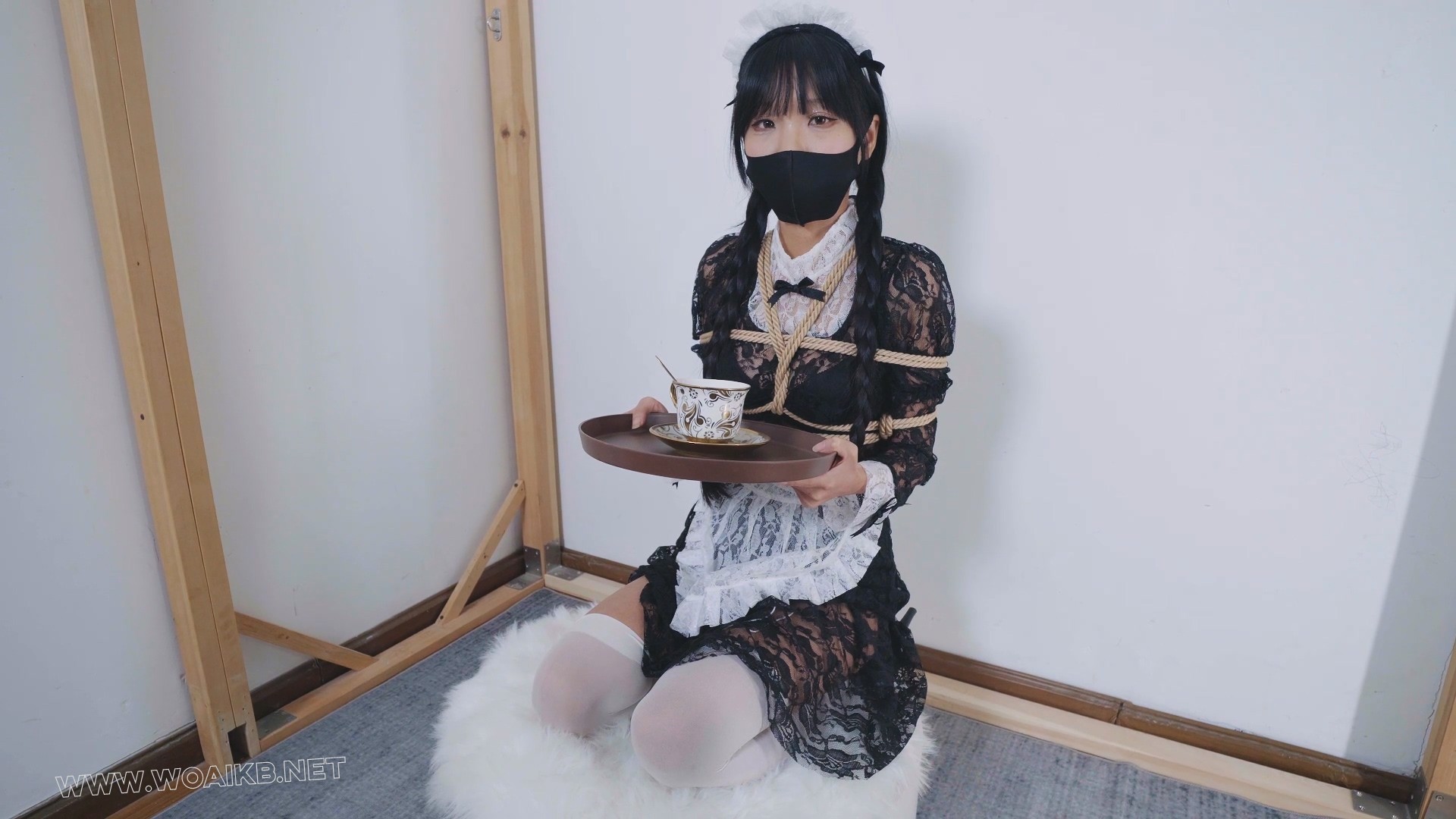 女仆训练之干扰罚跪+折腿紧缚跳D震动调教