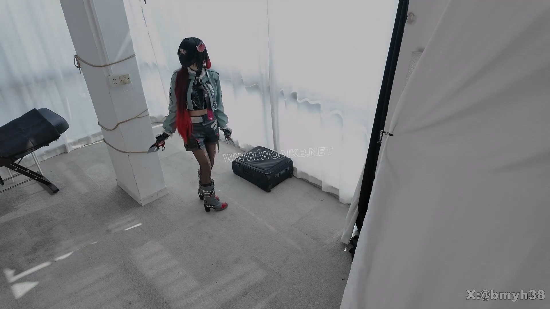 简杜小姐姐的TK游戏 COS 简杜 TK 多人挠痒 腋下腰部攻击 多重工具 脚部特写 敏感小…