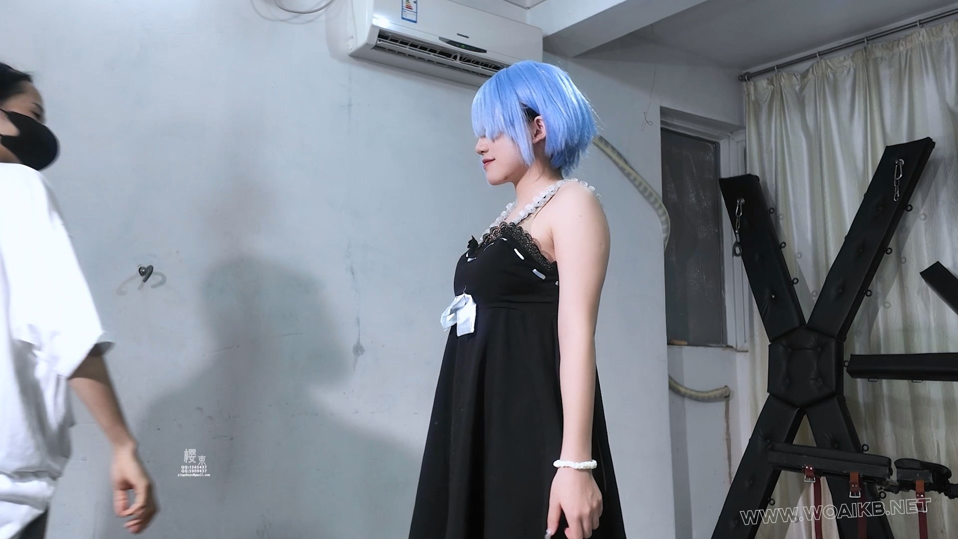 cos可爱雷姆的直臂极限挑战！痛苦中体会棒棒与炮机带来的快感！挠痒折磨！口水拉丝…