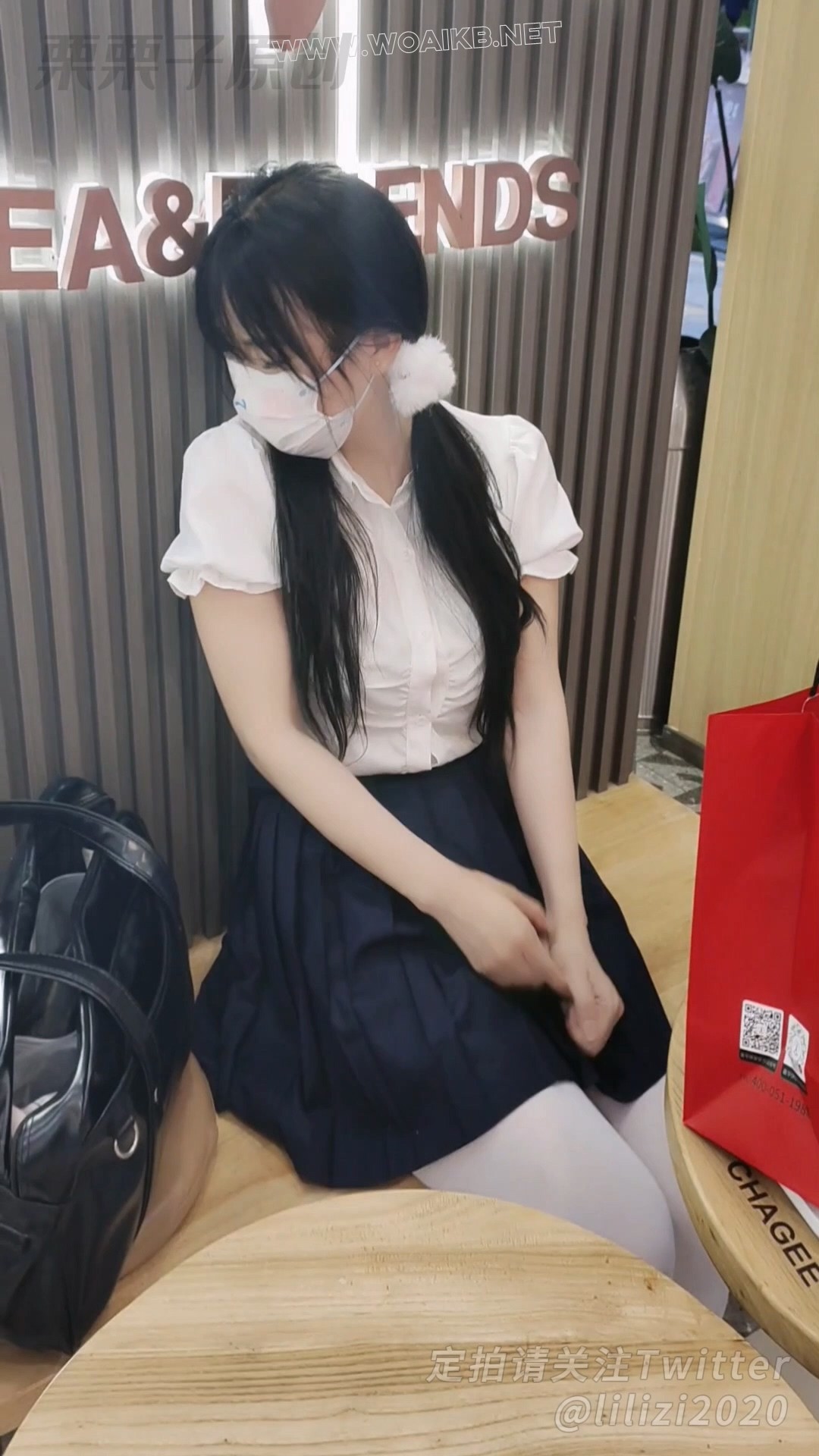 《沦为玩具的双马尾小M 02》 户外强高、公共厕所失禁、户外遥控调教、快乐蛋、JK、…