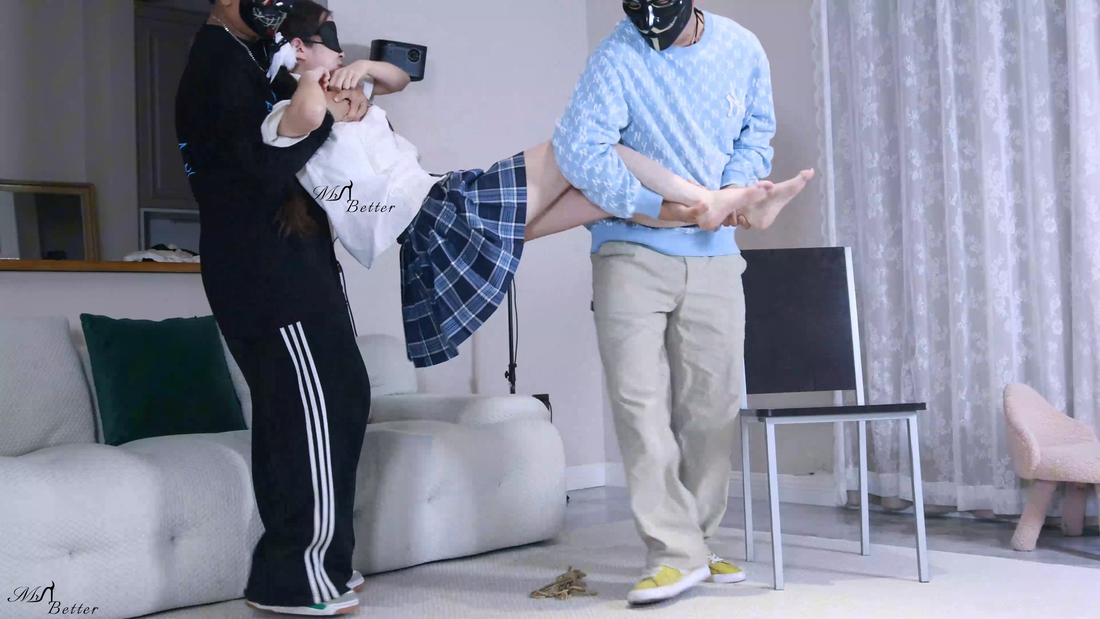 入戏太深 挣扎到崩溃大哭