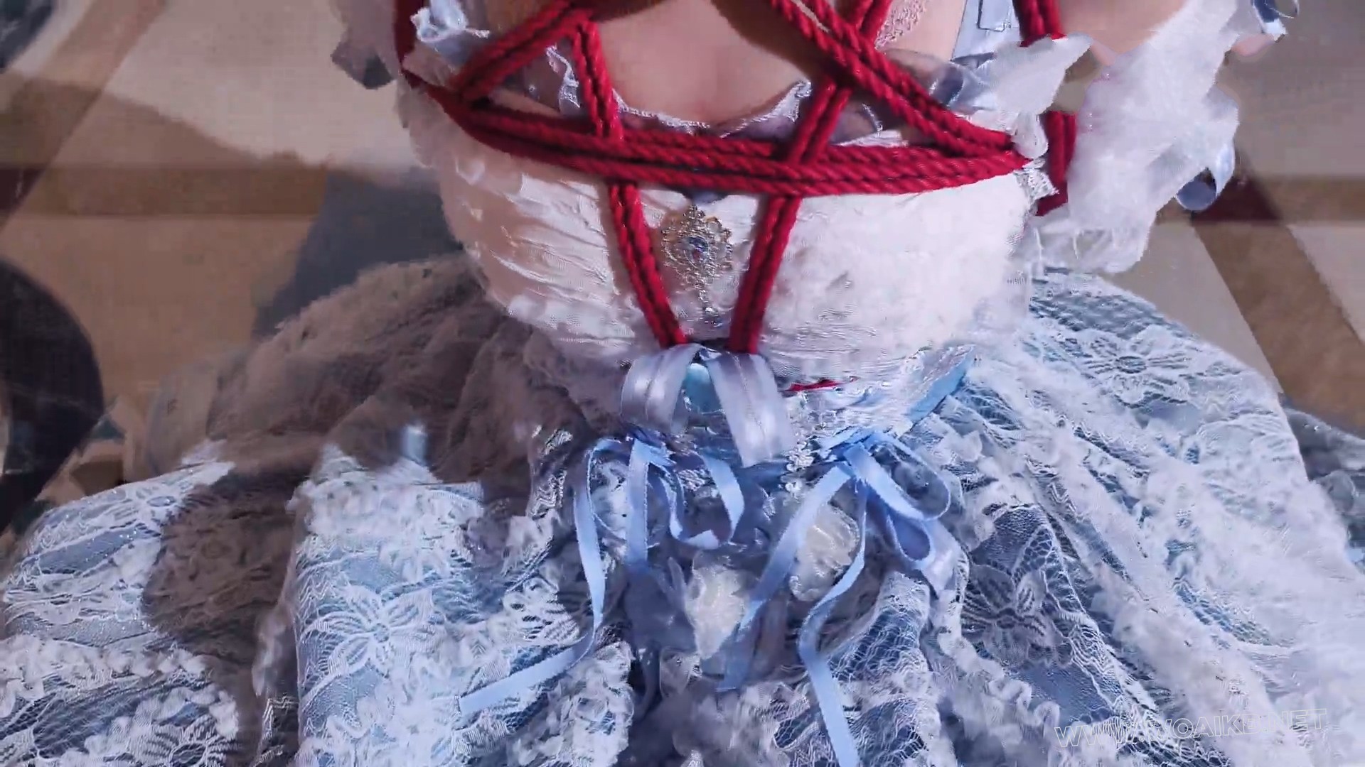 【洛丽塔猫娘被逼迫舔食狗盆里的食物和牛奶 外加舔香蕉】（从宠物店真实购入狗盆 …