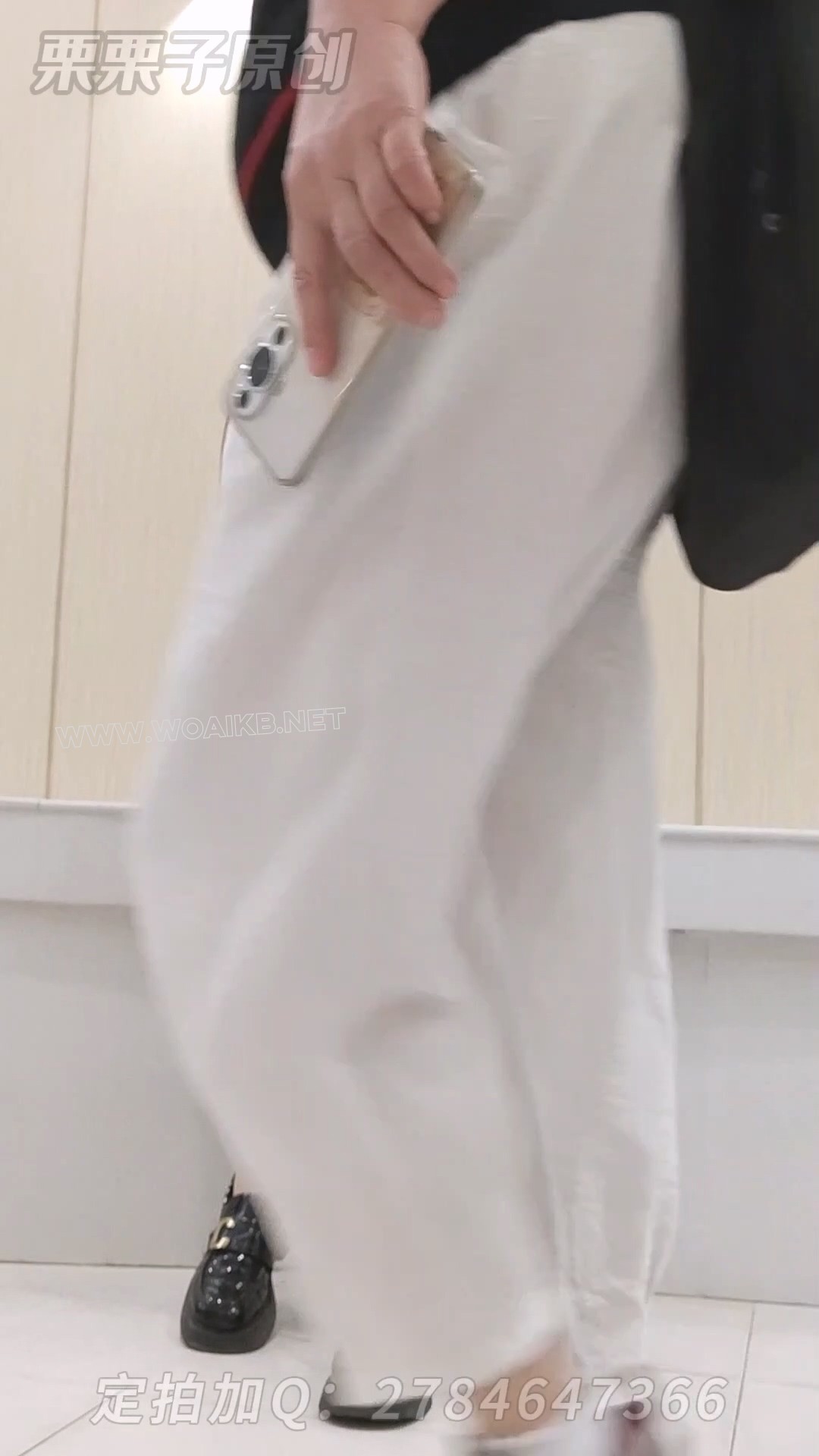 《堕落的邻家妻子03》 户外调教、商场强高、试衣间失禁、快乐蛋、肉丝、邻居妻子