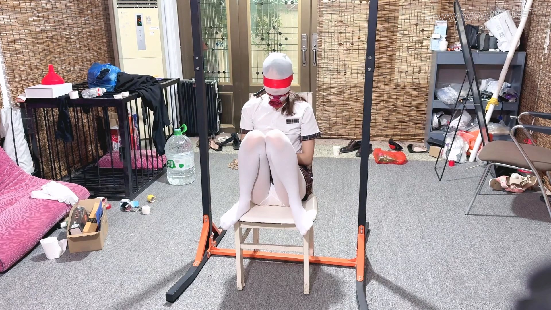 调教敏感小学生妹（无内衣）