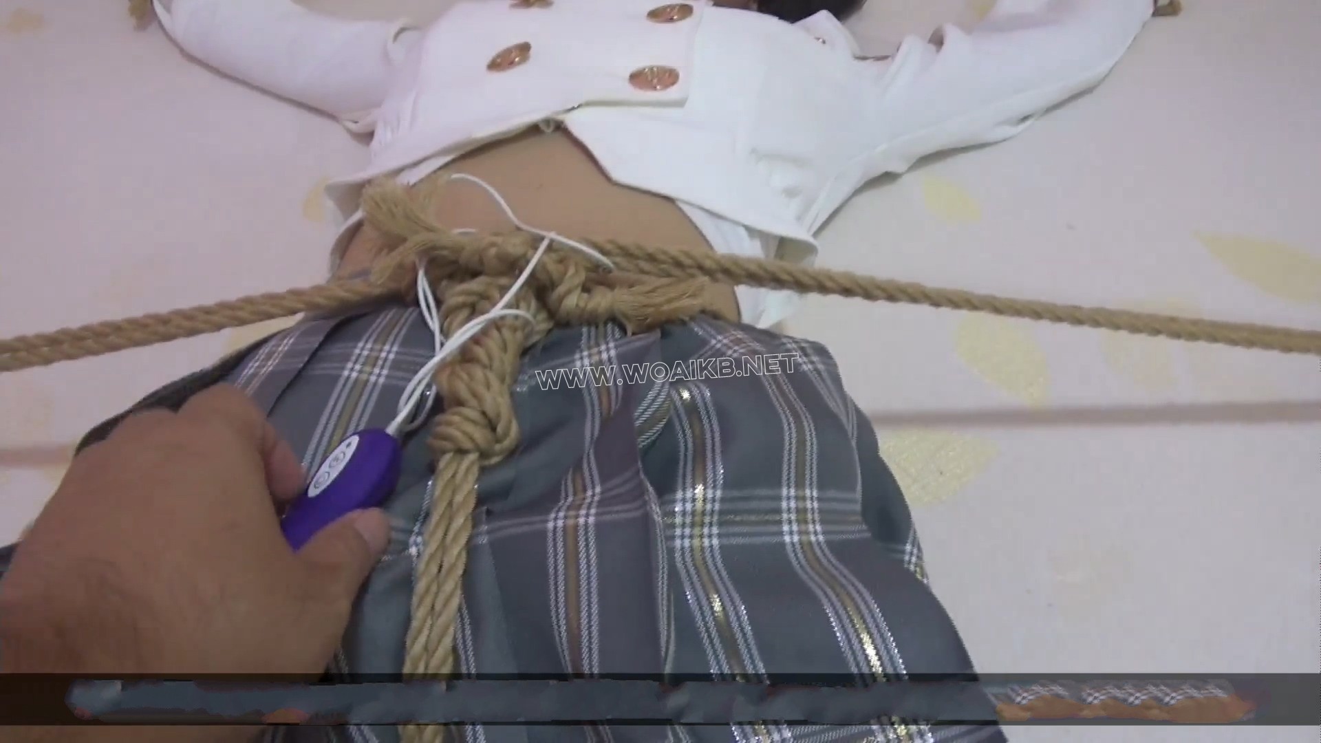 【荷露】定拍 微剧情 COS崩坏 流萤 梦里梦外【一】谁家好人做梦会梦到自己被大字绑...