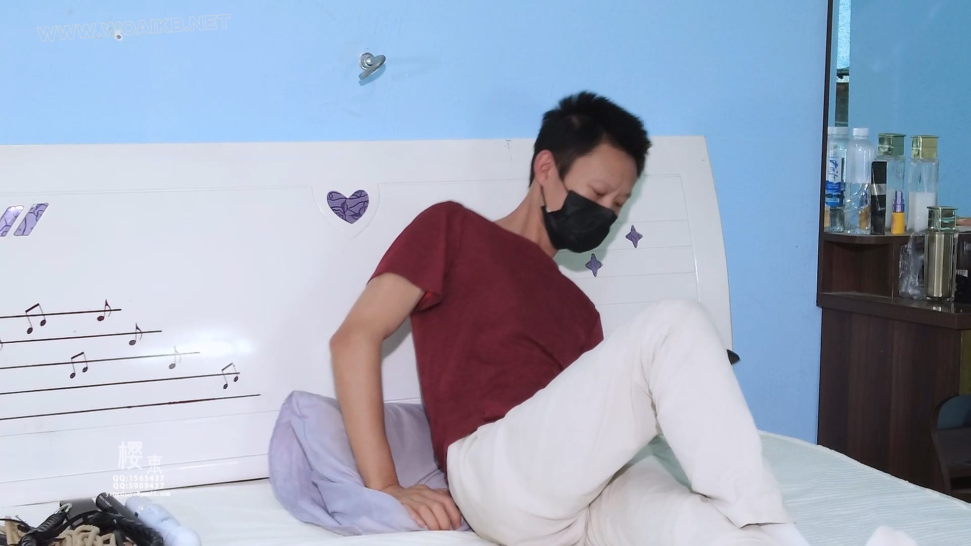 优质御姐上门服务抚摸挠痒黑丝脚心！皮鞭抽打白嫩屁屁！翘臀环固定棒棒强G玩弄！ ...