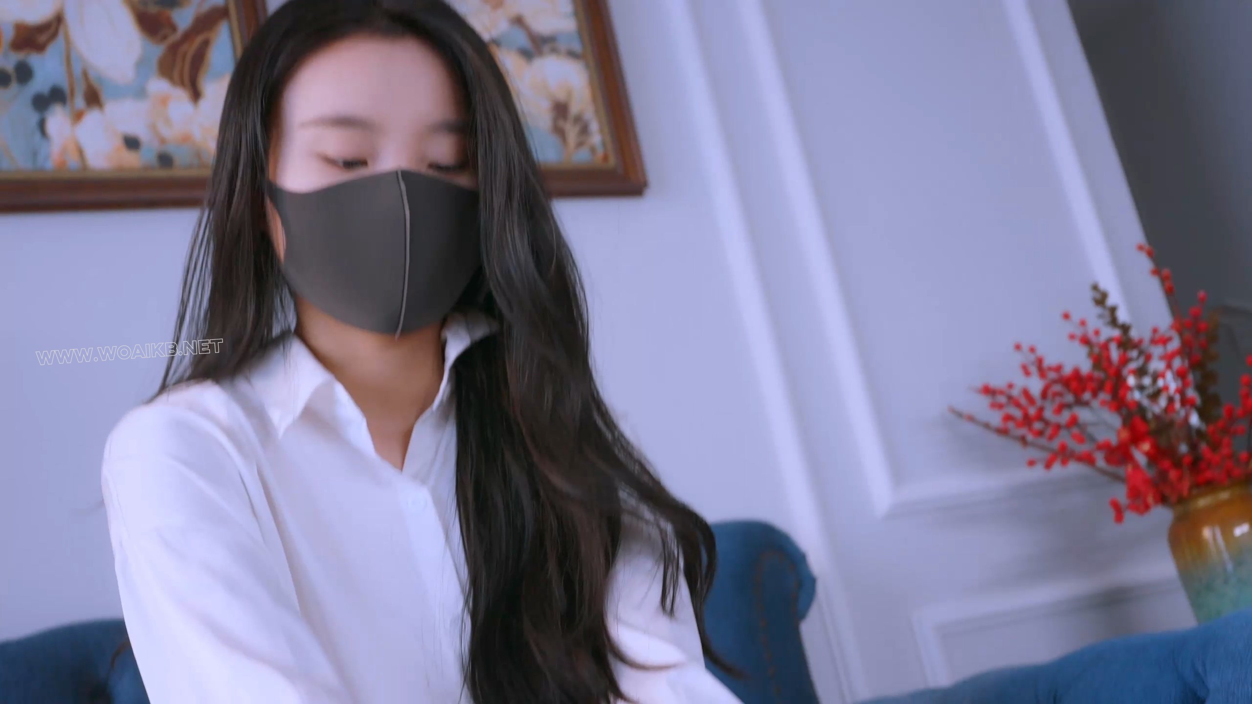 《租赁女友4》女白领的调J日常，落地玻璃口舌+分腿驷马+开腿+ZDB+马具口球+股绳坐...