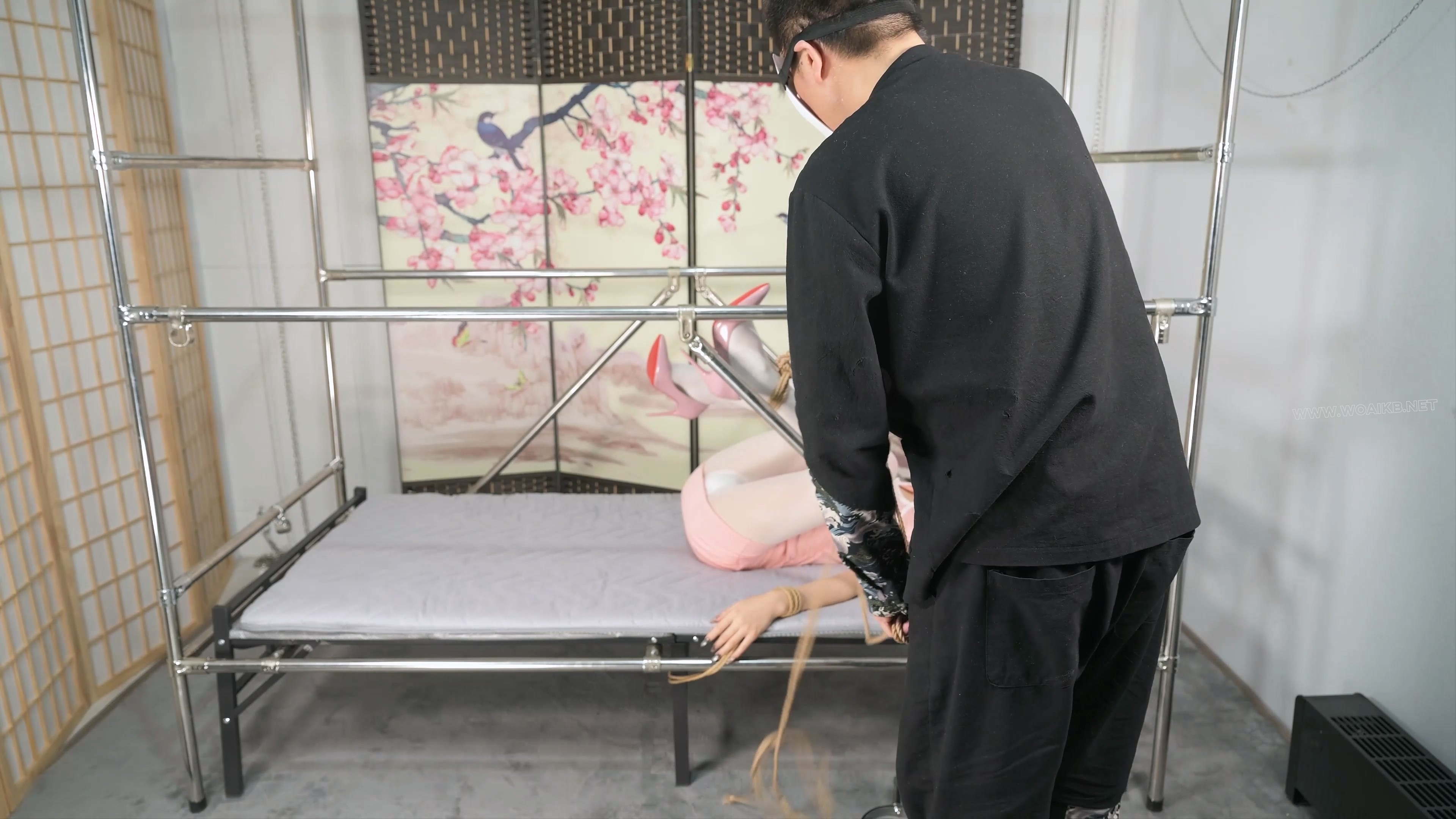 言妍刑床分腿固定--白丝、高跟、TK、电击、放置 预览图 5