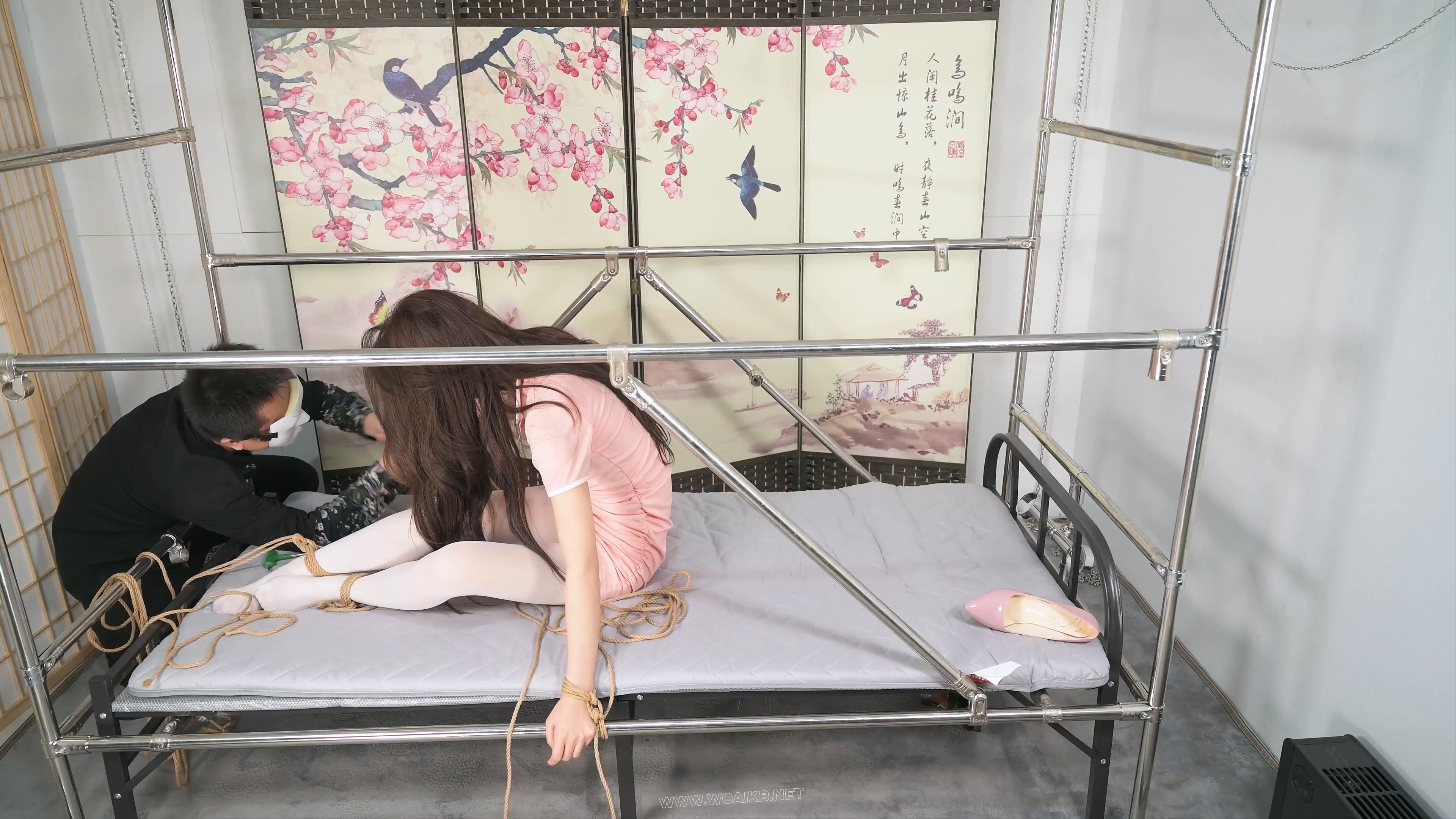 言妍刑床分腿固定--白丝、高跟、TK、电击、放置 预览图 17