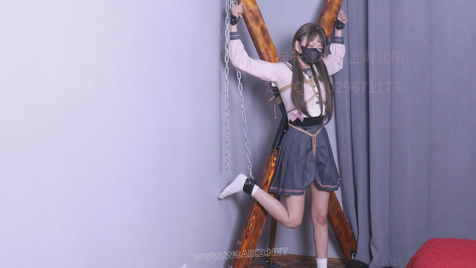 雪儿挣脱失败，被固定TK惩罚 预览图 5