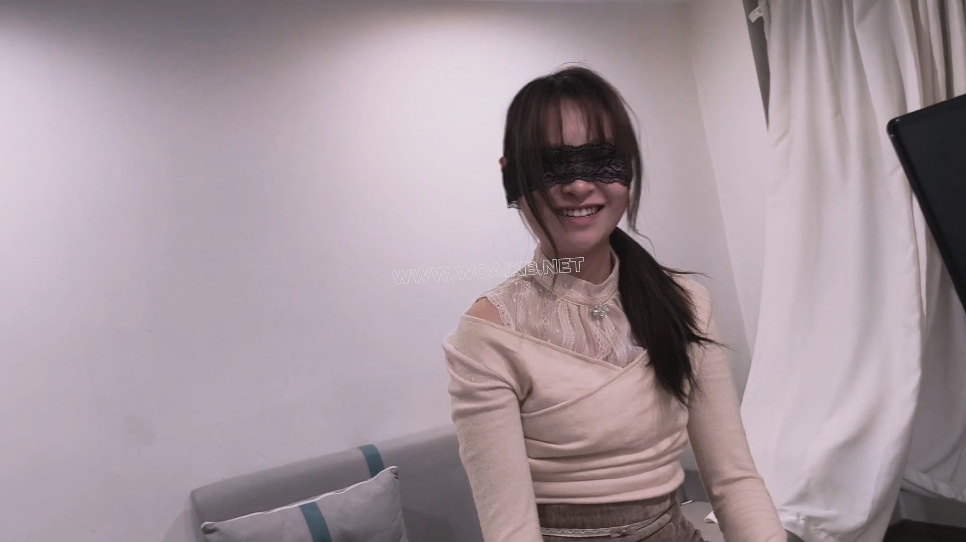 《绳艺tk访谈》高强度tk完全停不下来 中间故意有事出去 模特急哭了 动又动不了 说... 预览图 19