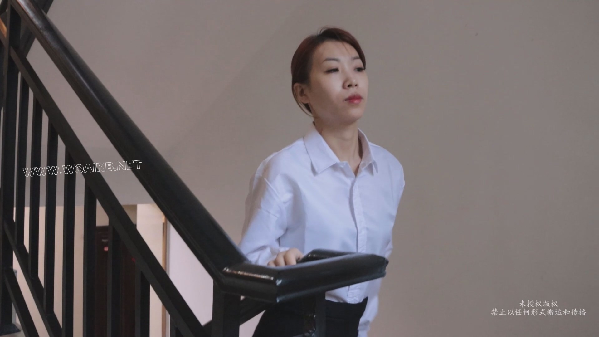 诺米被入室迷晕捆绑TK调教