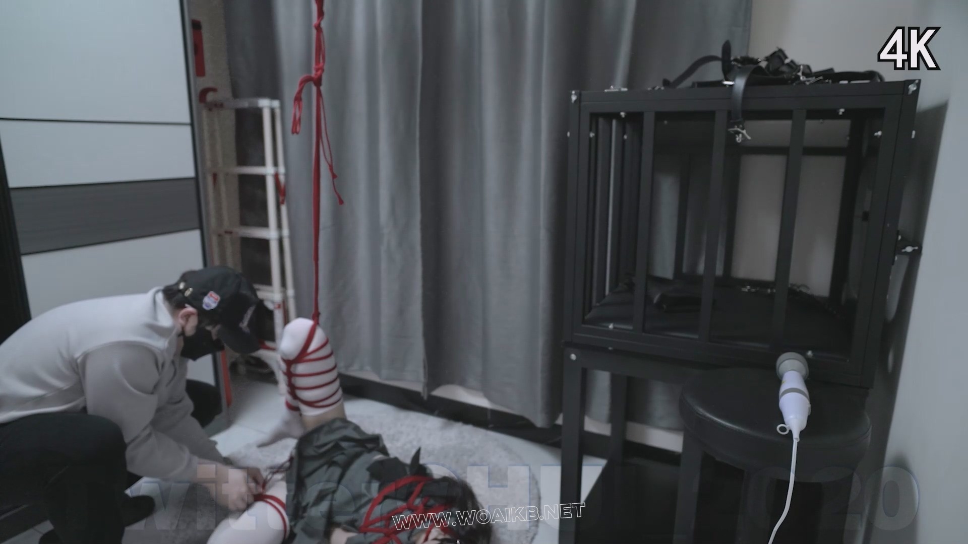 依旧啵啵贝，强制单腿吊，假YJ手动抽插，其实是因为炮机坏了 预览图 15