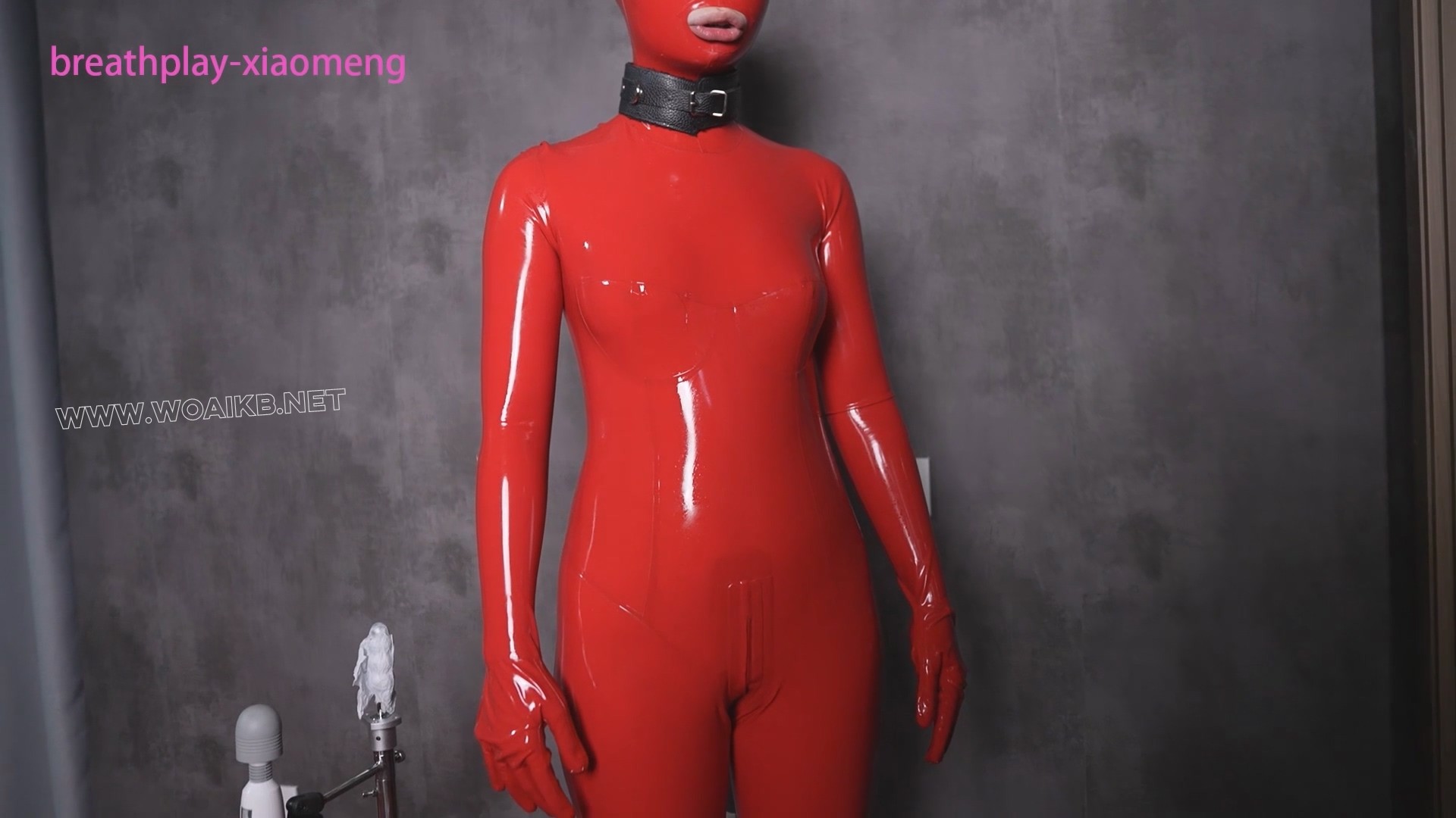 【小萌同学】1mm超小孔头套折磨呼控,阳具插入固定GC