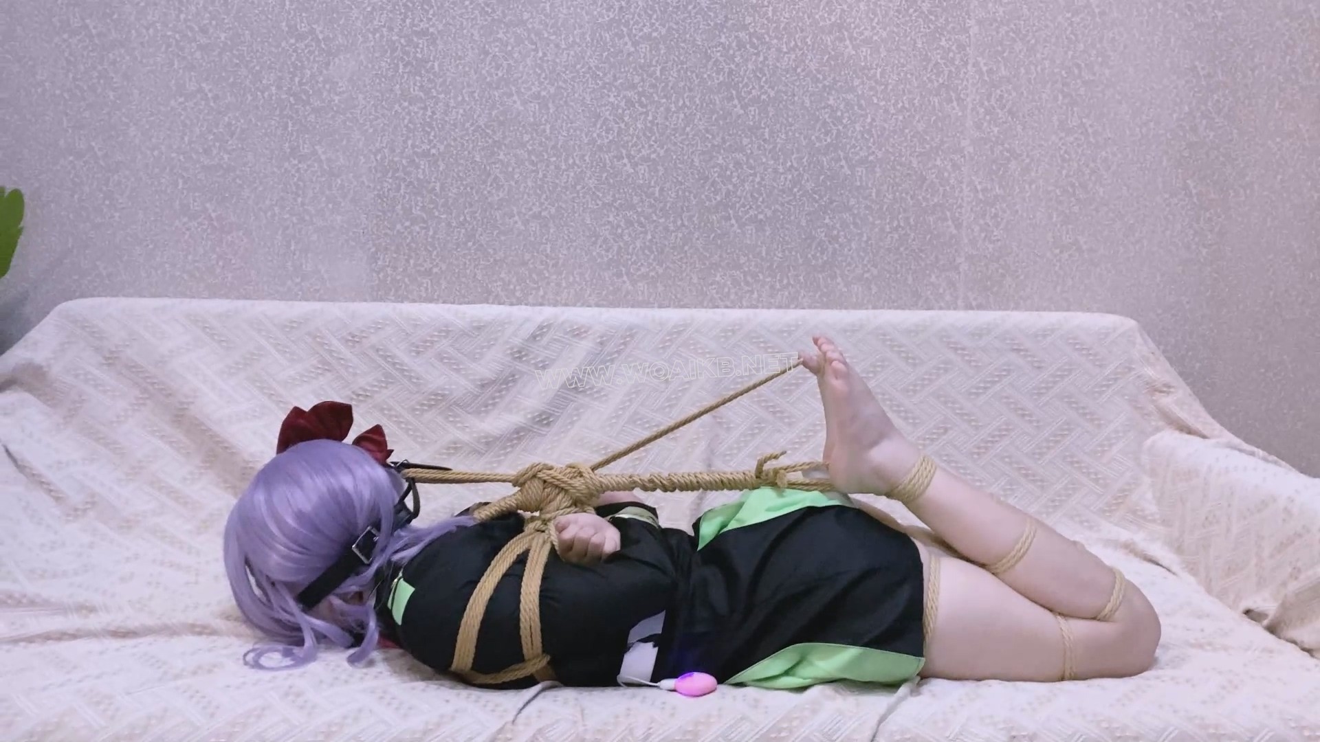 《二次元少女系》-客户定拍-第七集-柊筱娅cos+日式紧缚+胸缚+蛇缚并腿捆+紧缚驷马+...