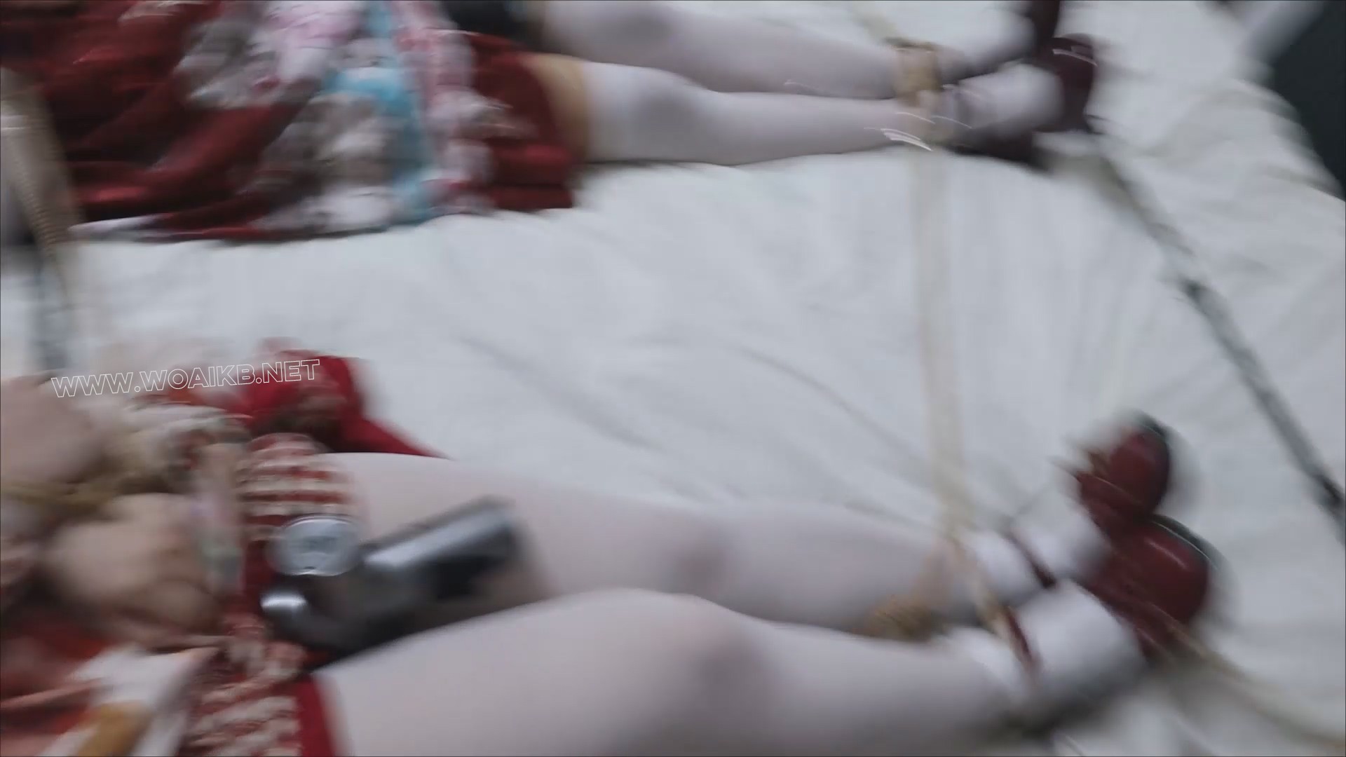 红洛丽塔双纯M 洛丽塔双马尾少女双奴线下调教多种动作 羞耻而渴求舒服虐待的漂亮母... 预览图 6