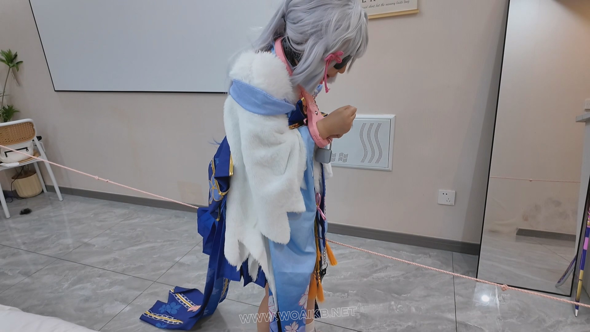 苏苏_神里白鹭樱华颈手枷镣铐走绳吊缚啵啵贝tk强高，撅腚sp，手脚枷电击多次强高 预览图 4