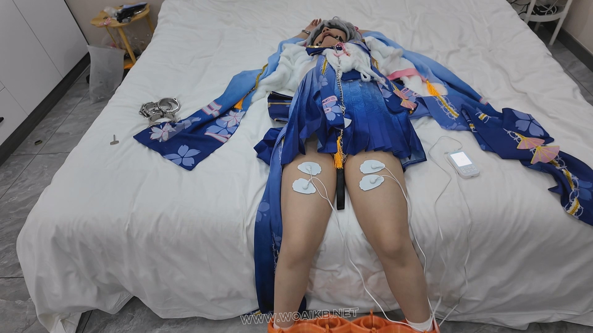 苏苏_神里白鹭樱华颈手枷镣铐走绳吊缚啵啵贝tk强高，撅腚sp，手脚枷电击多次强高 预览图 14